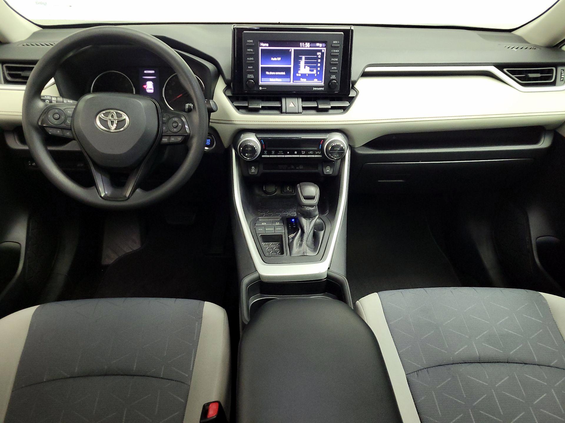 Thumbnail: 2021 Toyota RAV4 - 9