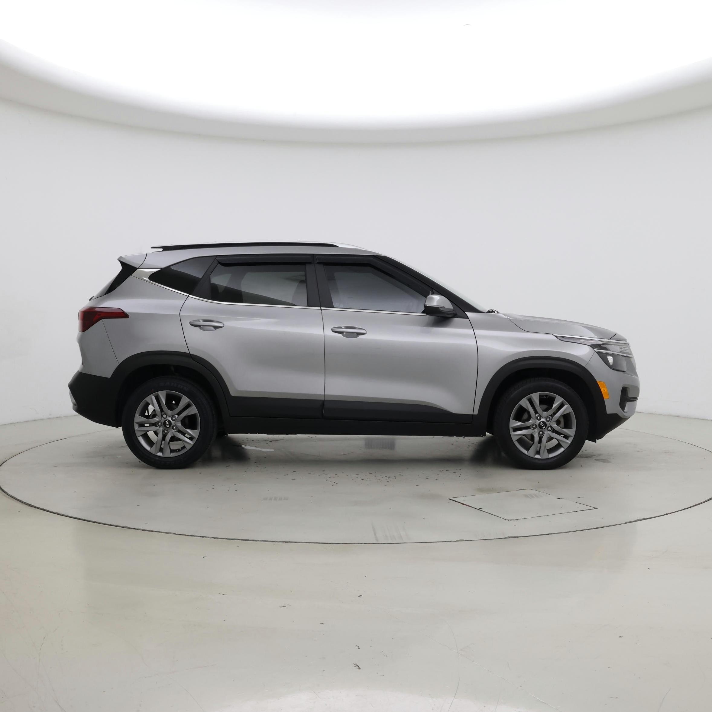 Thumbnail: 2021 Kia Seltos - 7