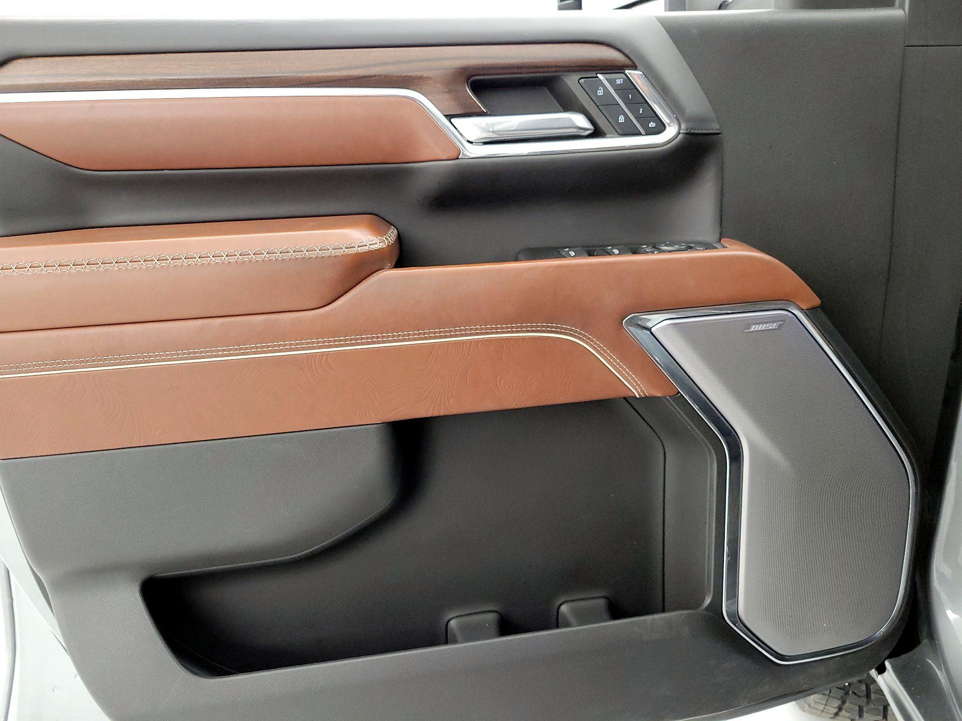 Thumbnail: 2024 GMC Sierra 2500 - 12