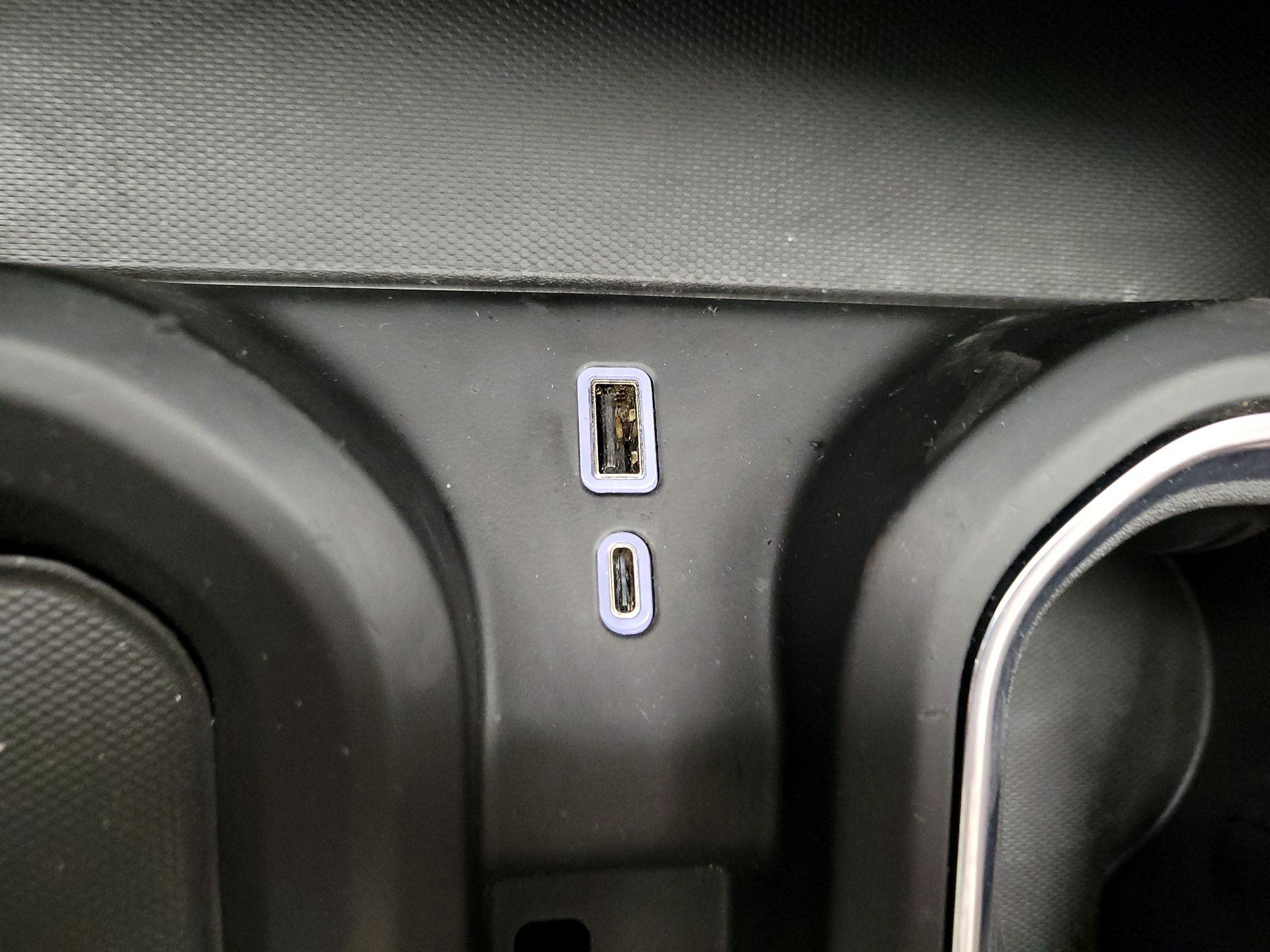 Thumbnail: 2024 GMC Sierra 2500 - 18