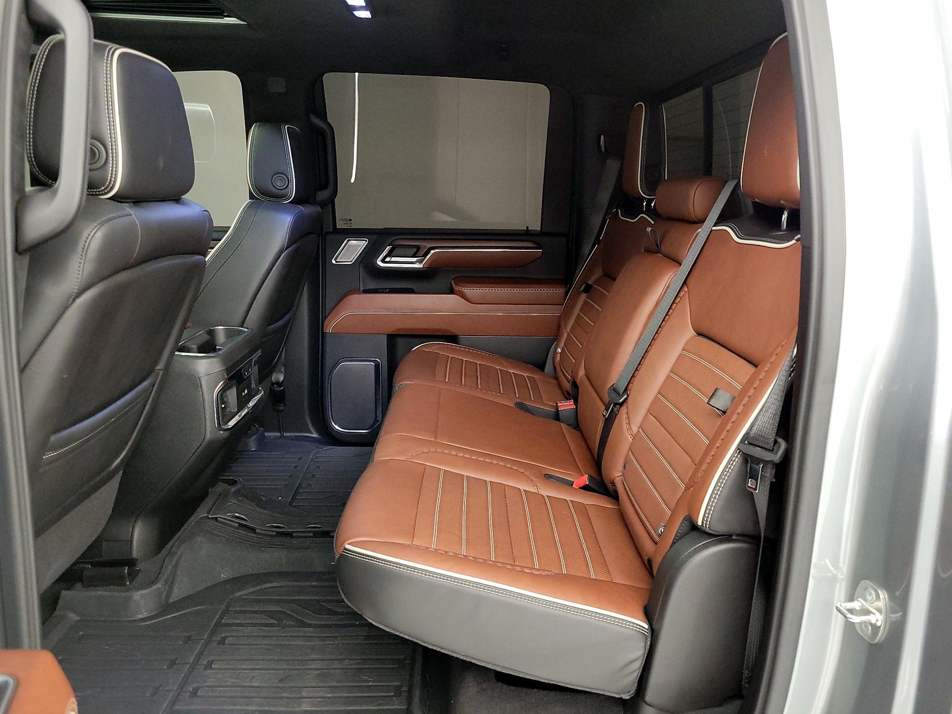 Thumbnail: 2024 GMC Sierra 2500 - 20