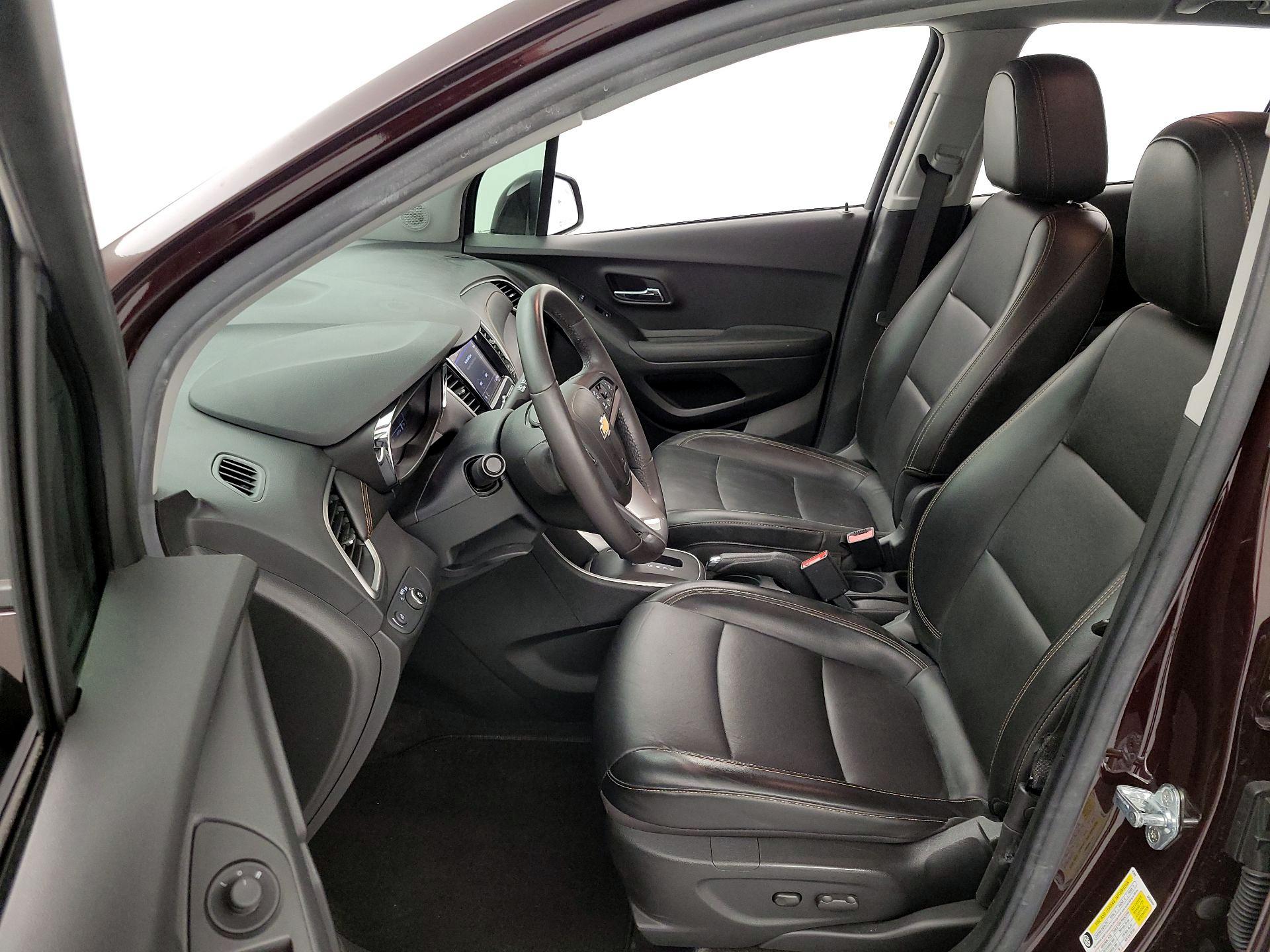 Thumbnail: 2021 Chevrolet Trax - 11