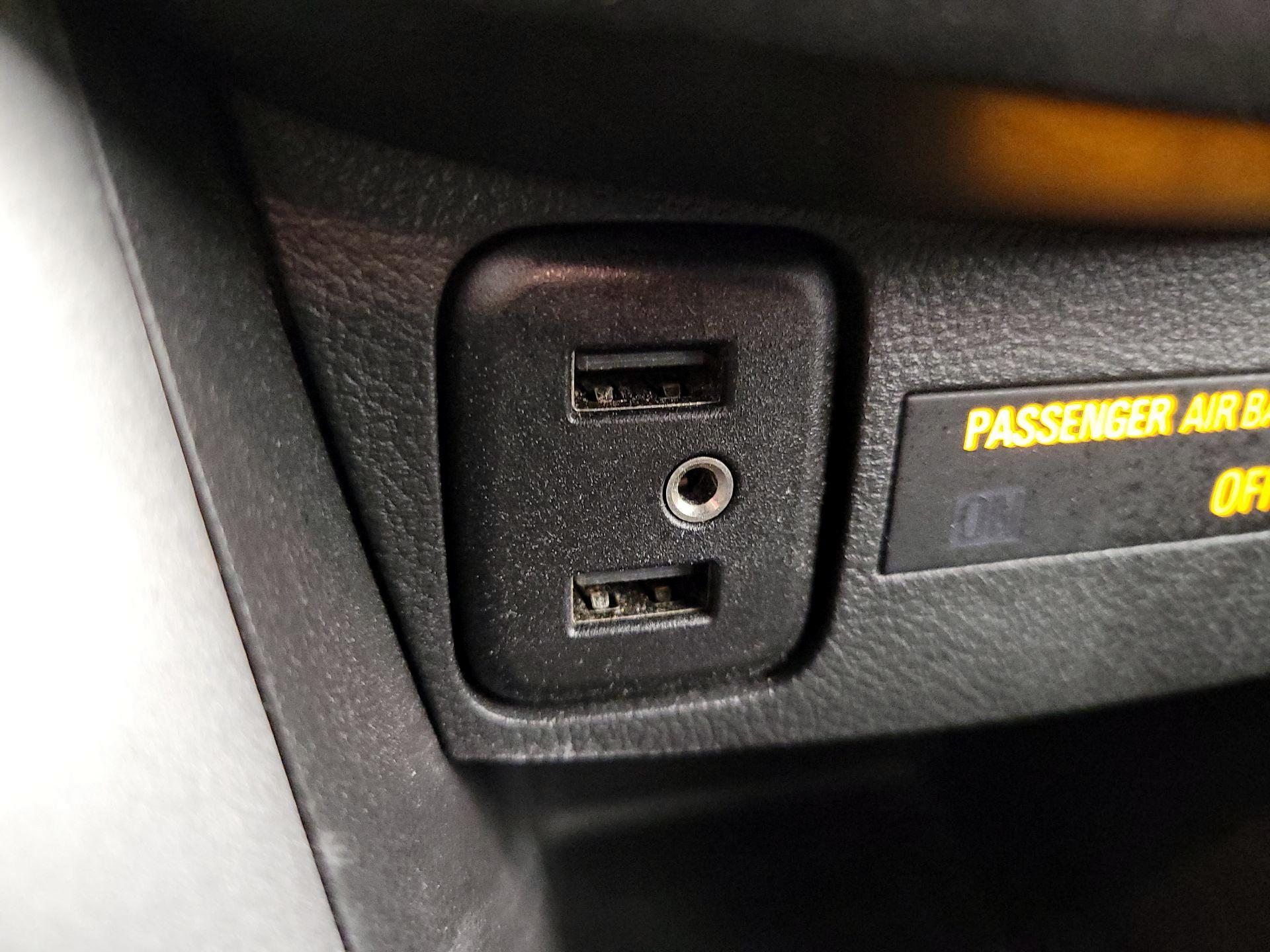 Thumbnail: 2021 Chevrolet Trax - 18