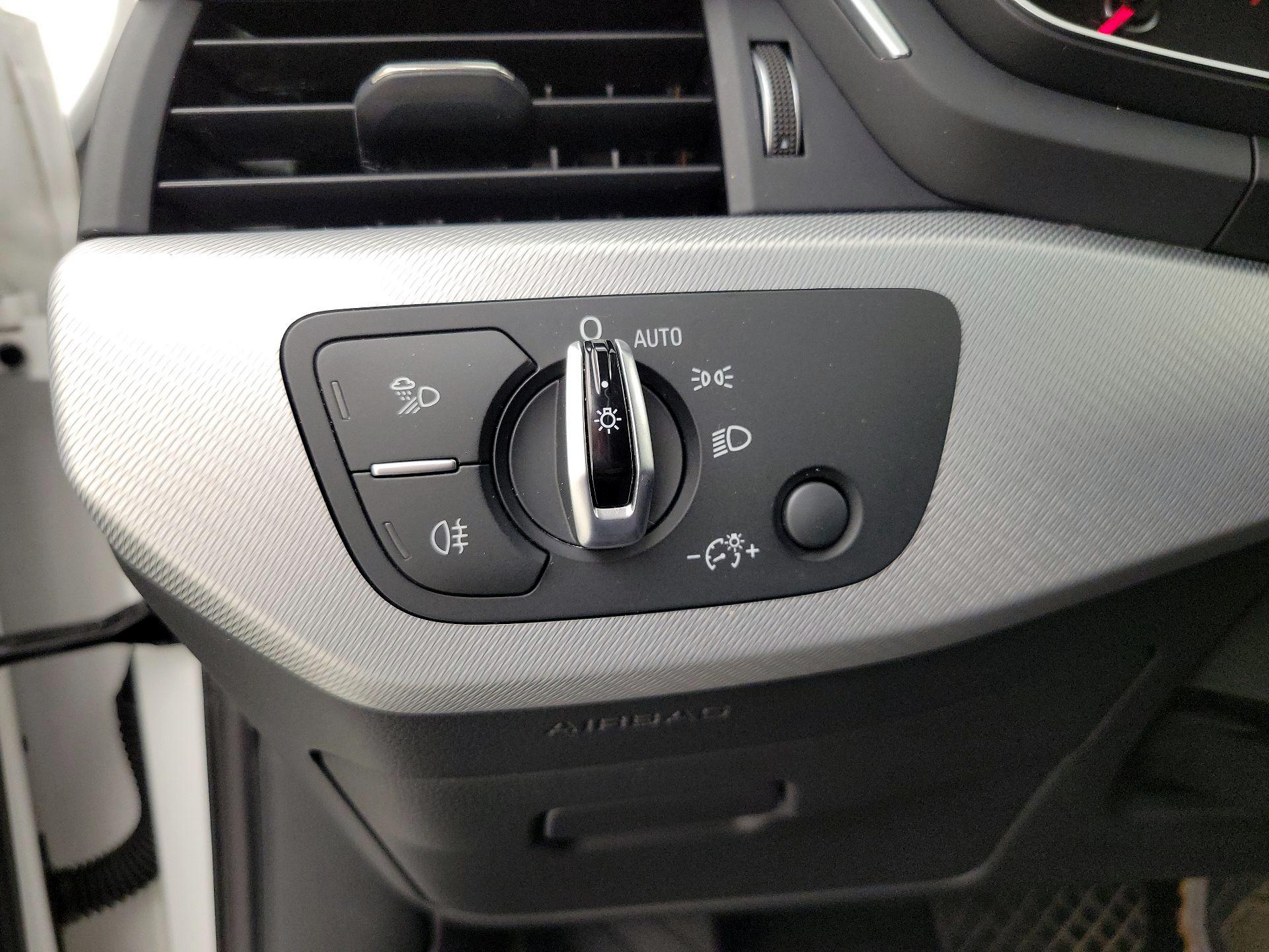 Thumbnail: 2017 Audi A4 - 13