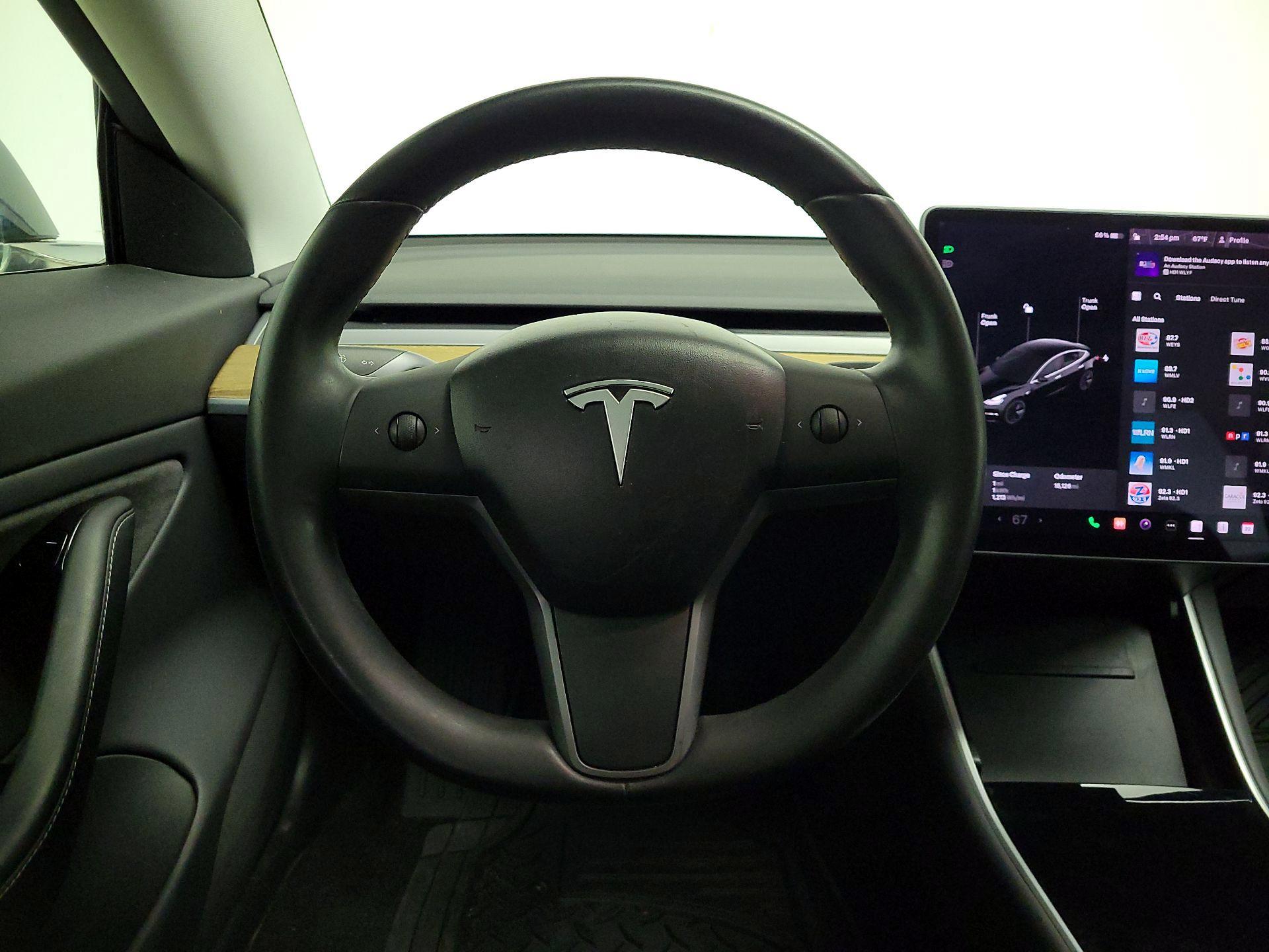 Thumbnail: 2019 Tesla Model 3 - 10