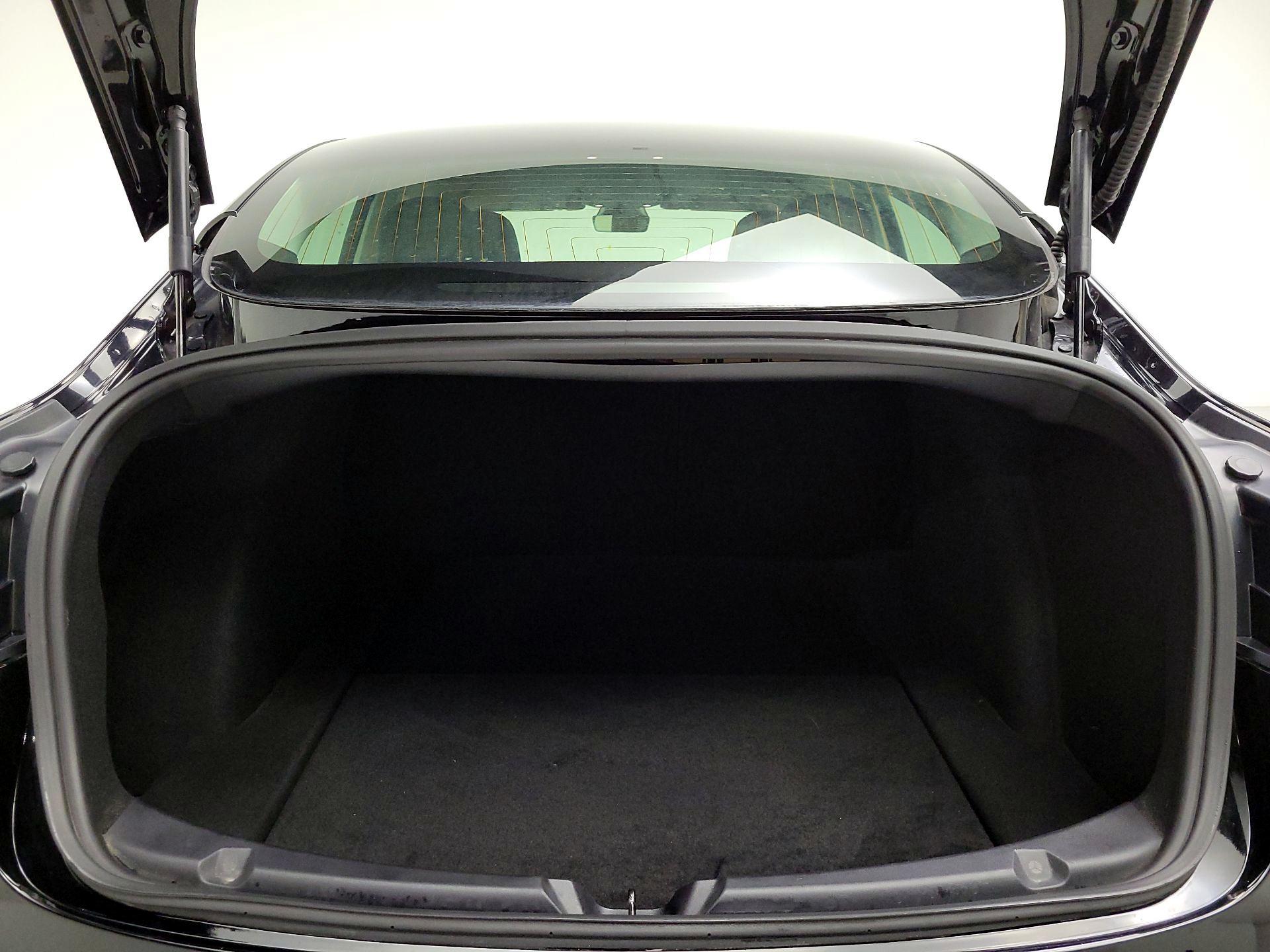 Thumbnail: 2019 Tesla Model 3 - 20