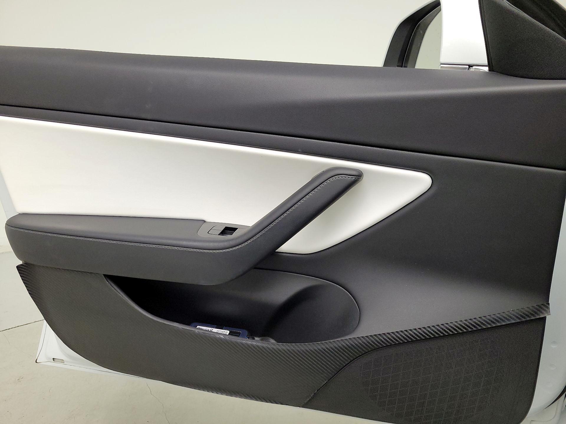 Thumbnail: 2019 Tesla Model 3 - 12