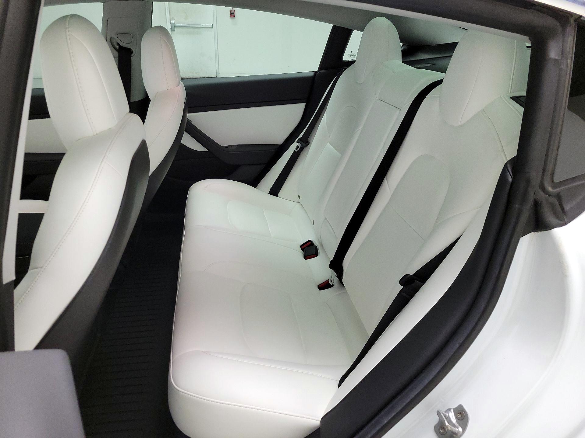 Thumbnail: 2019 Tesla Model 3 - 20