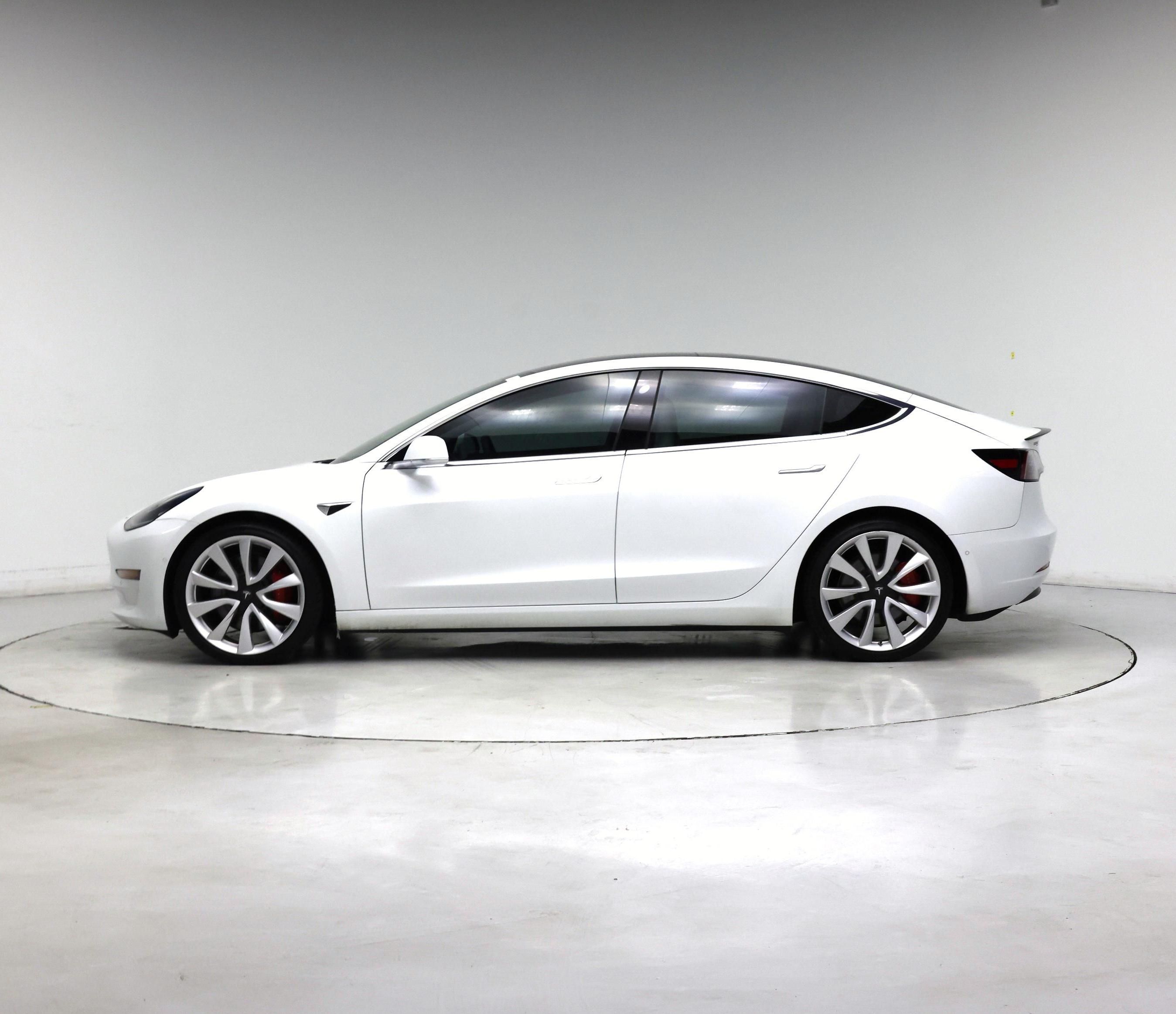 Thumbnail: 2019 Tesla Model 3 - 3