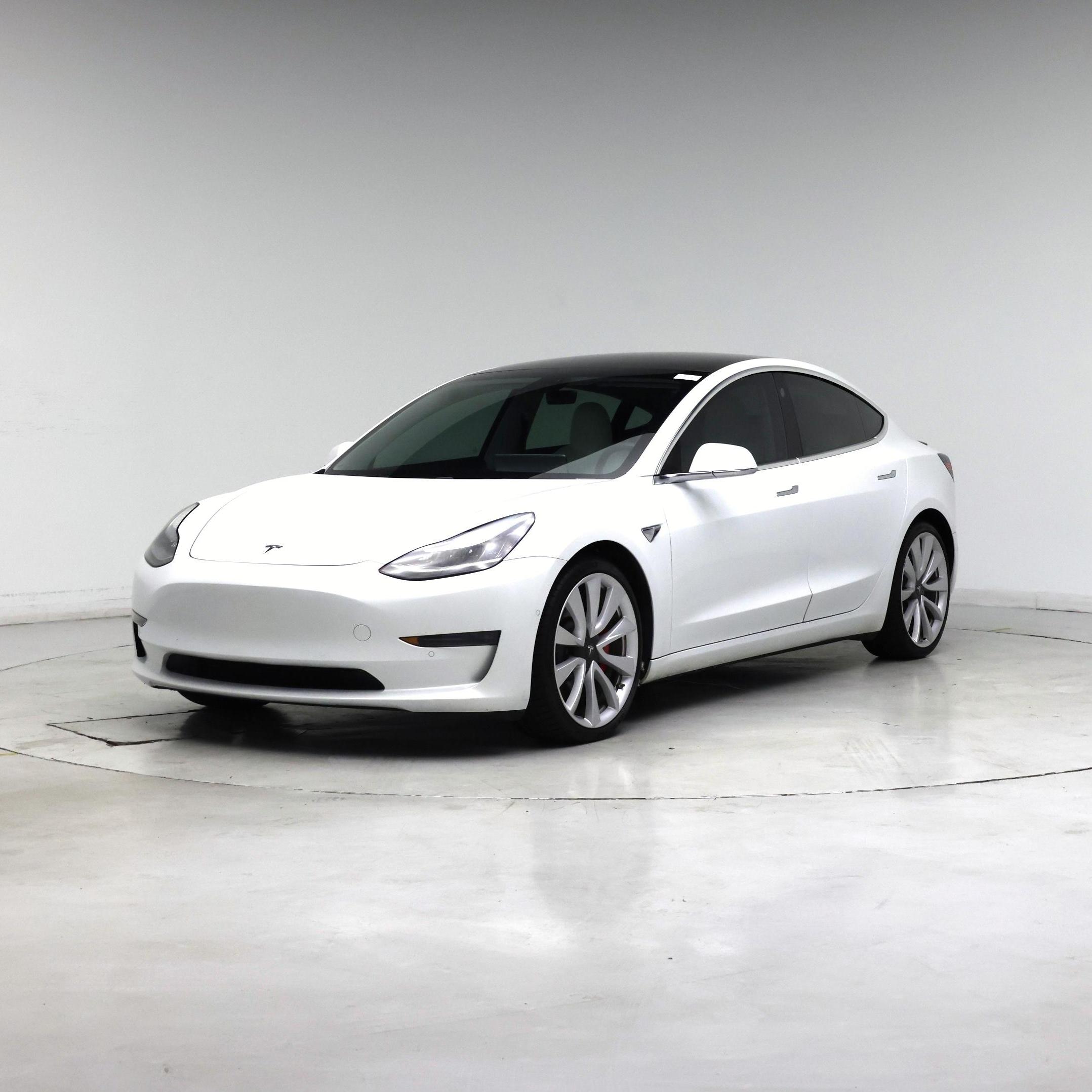 Thumbnail: 2019 Tesla Model 3 - 4