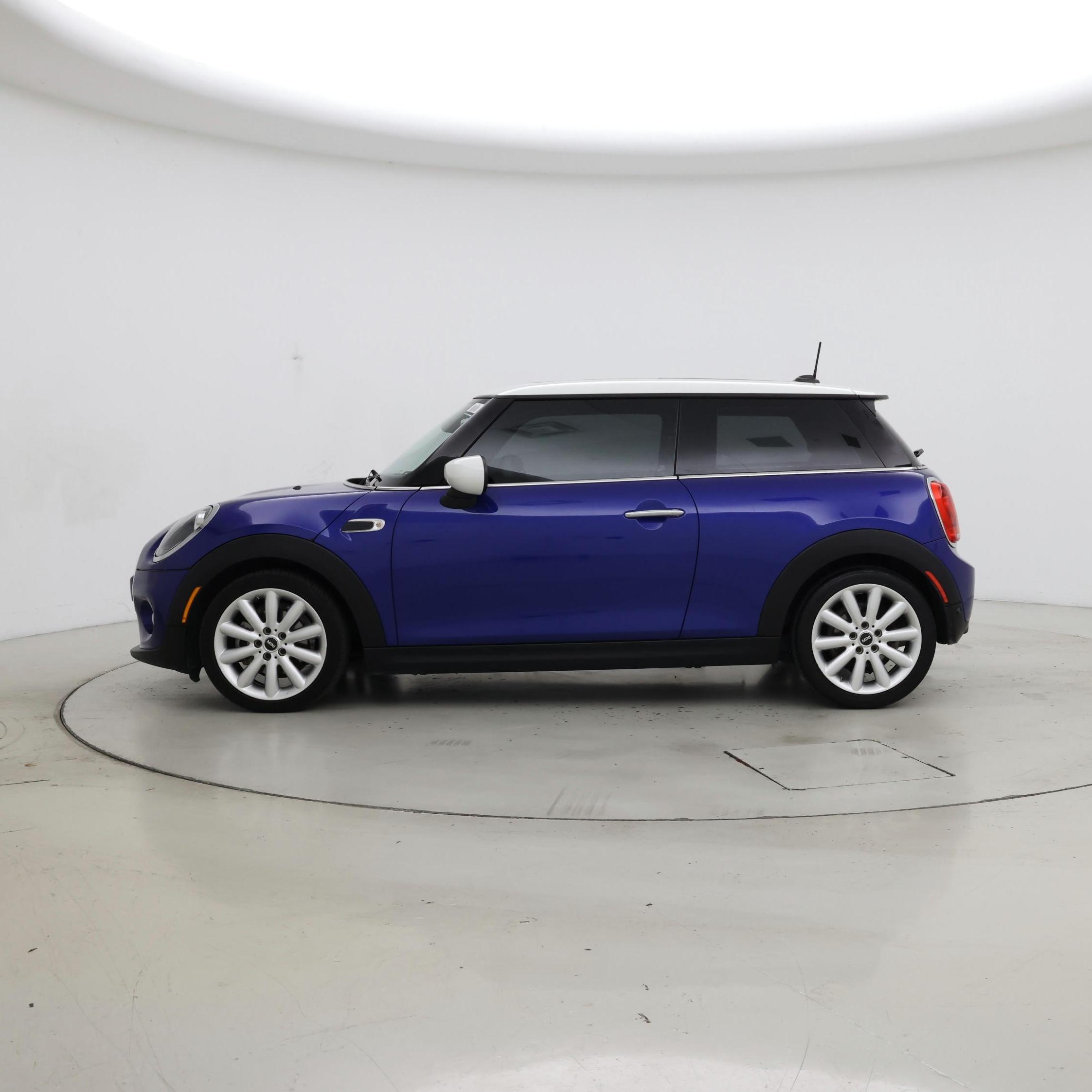 Thumbnail: 2021 MINI Cooper Hardtop - 3