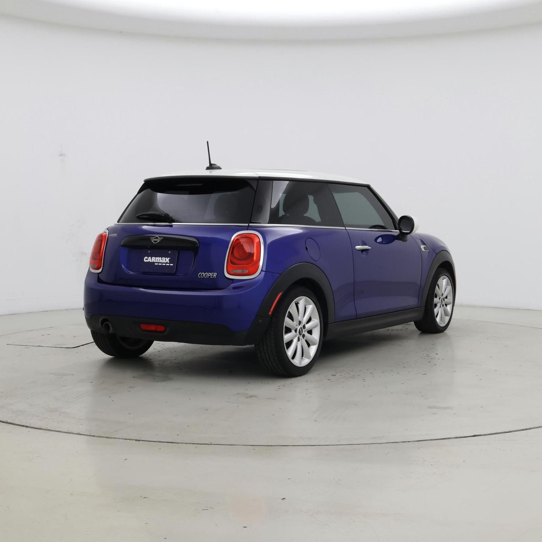 Thumbnail: 2021 MINI Cooper Hardtop - 8