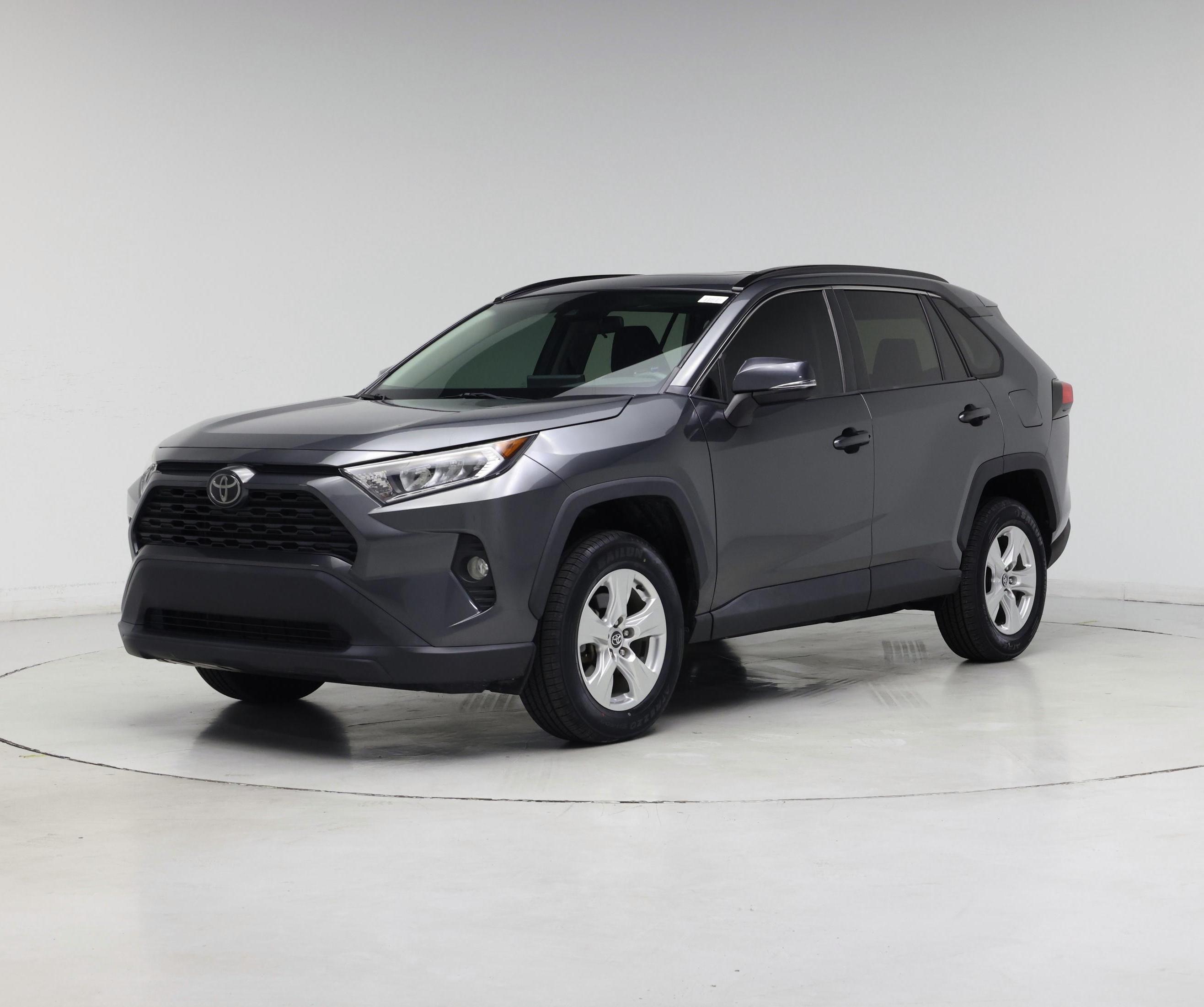 Thumbnail: 2021 Toyota RAV4 - 4