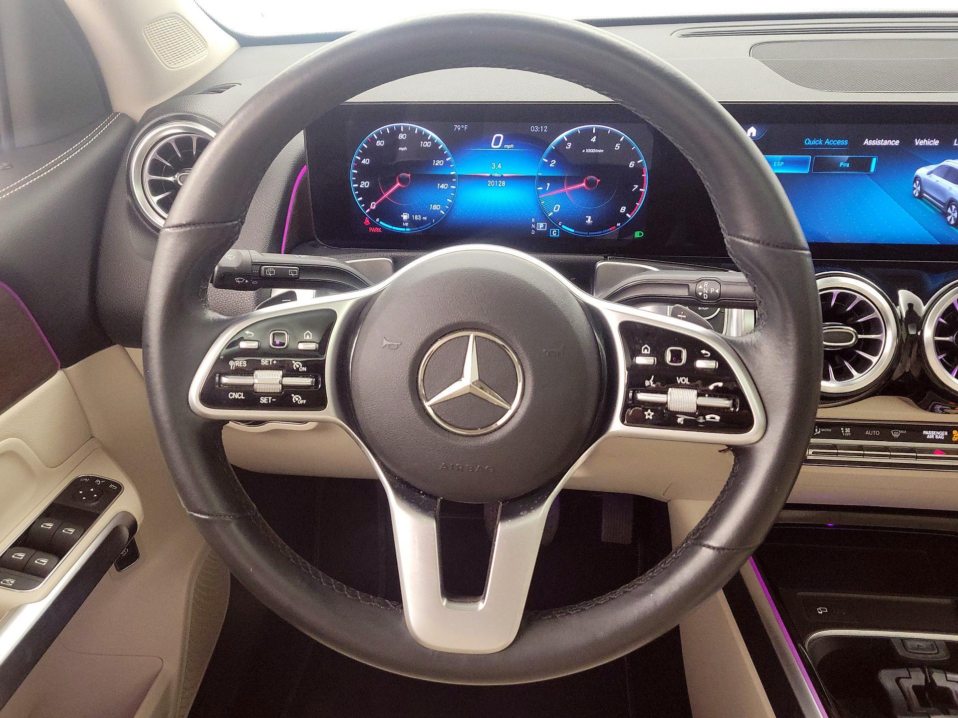 Thumbnail: 2022 Mercedes-Benz GLB - 10