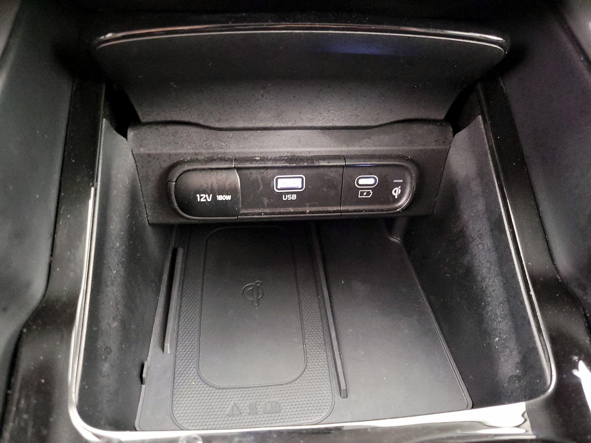 Thumbnail: 2023 Kia Telluride - 19