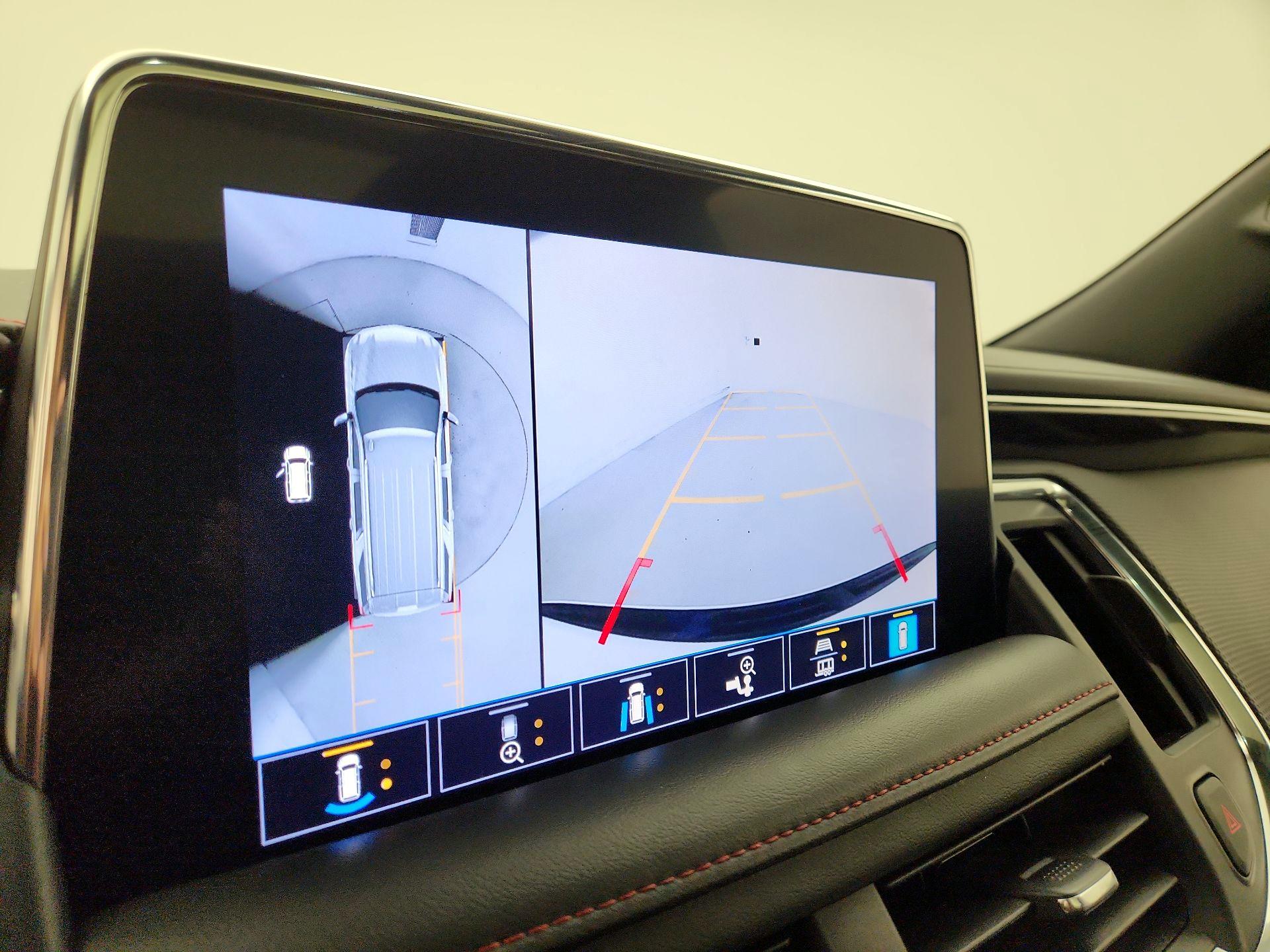 Thumbnail: 2021 Chevrolet Tahoe - 15