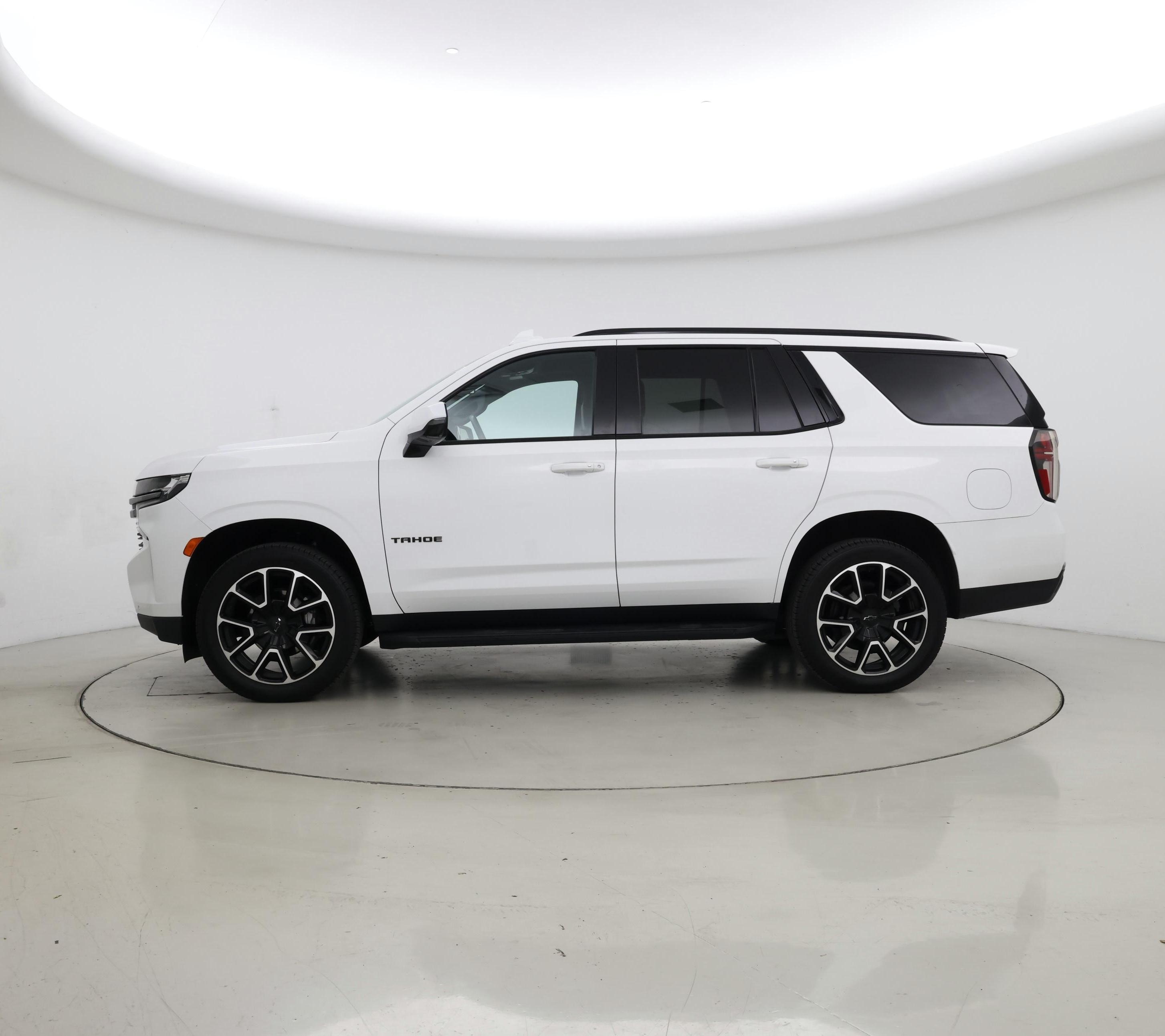 Thumbnail: 2021 Chevrolet Tahoe - 3