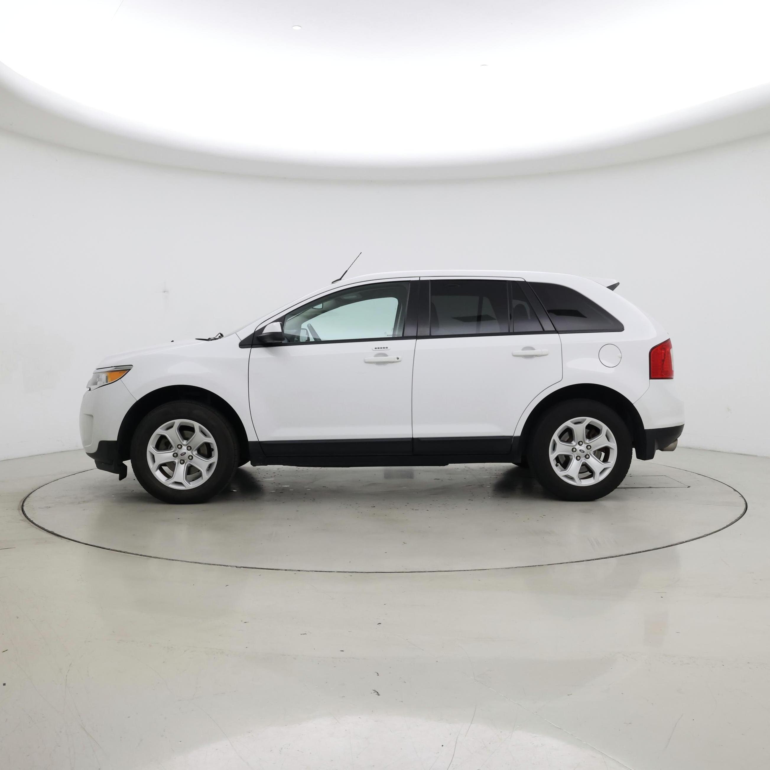 Thumbnail: 2014 Ford Edge - 3