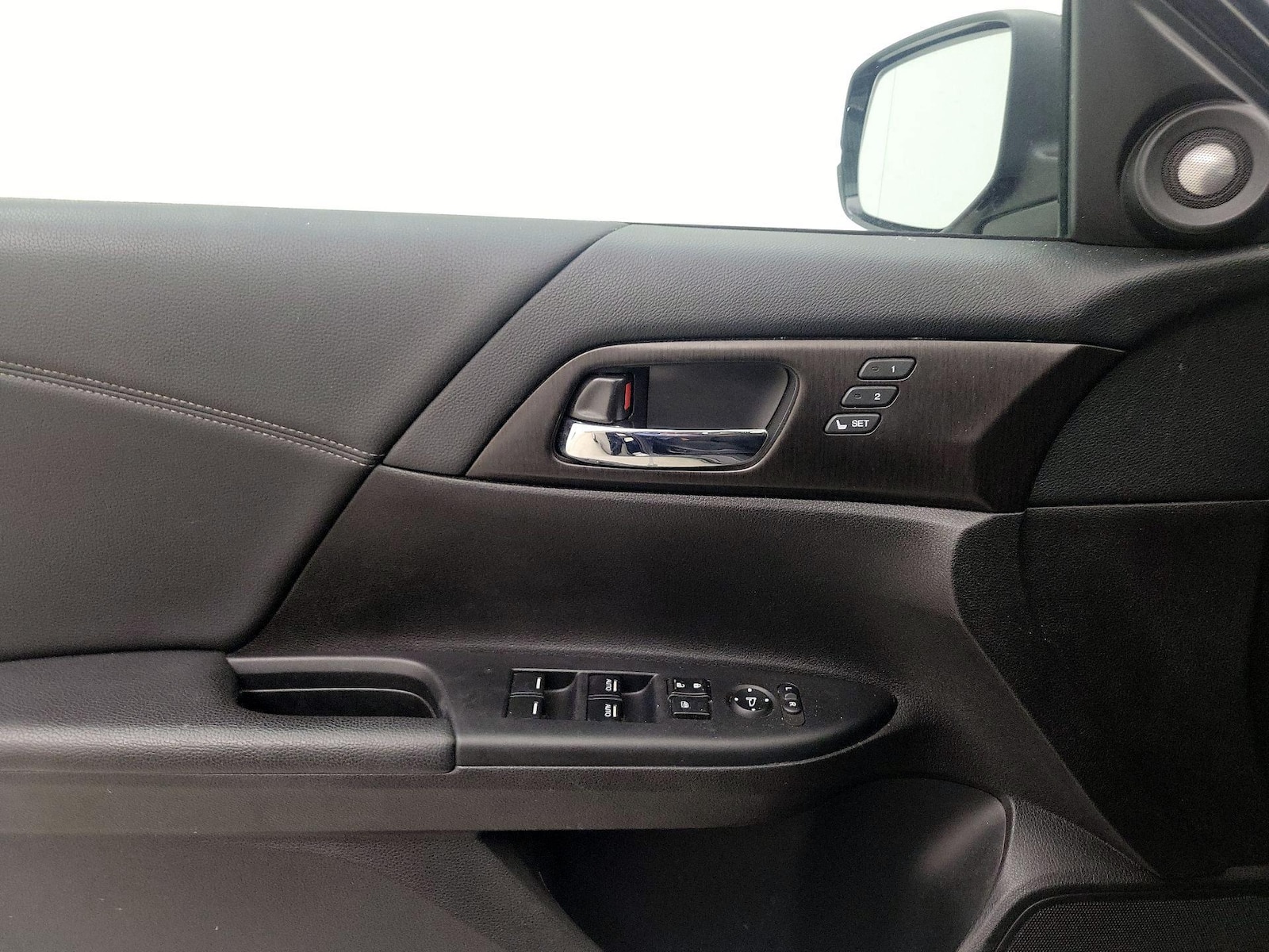 2015 Honda Accord EX-L - Photo 13