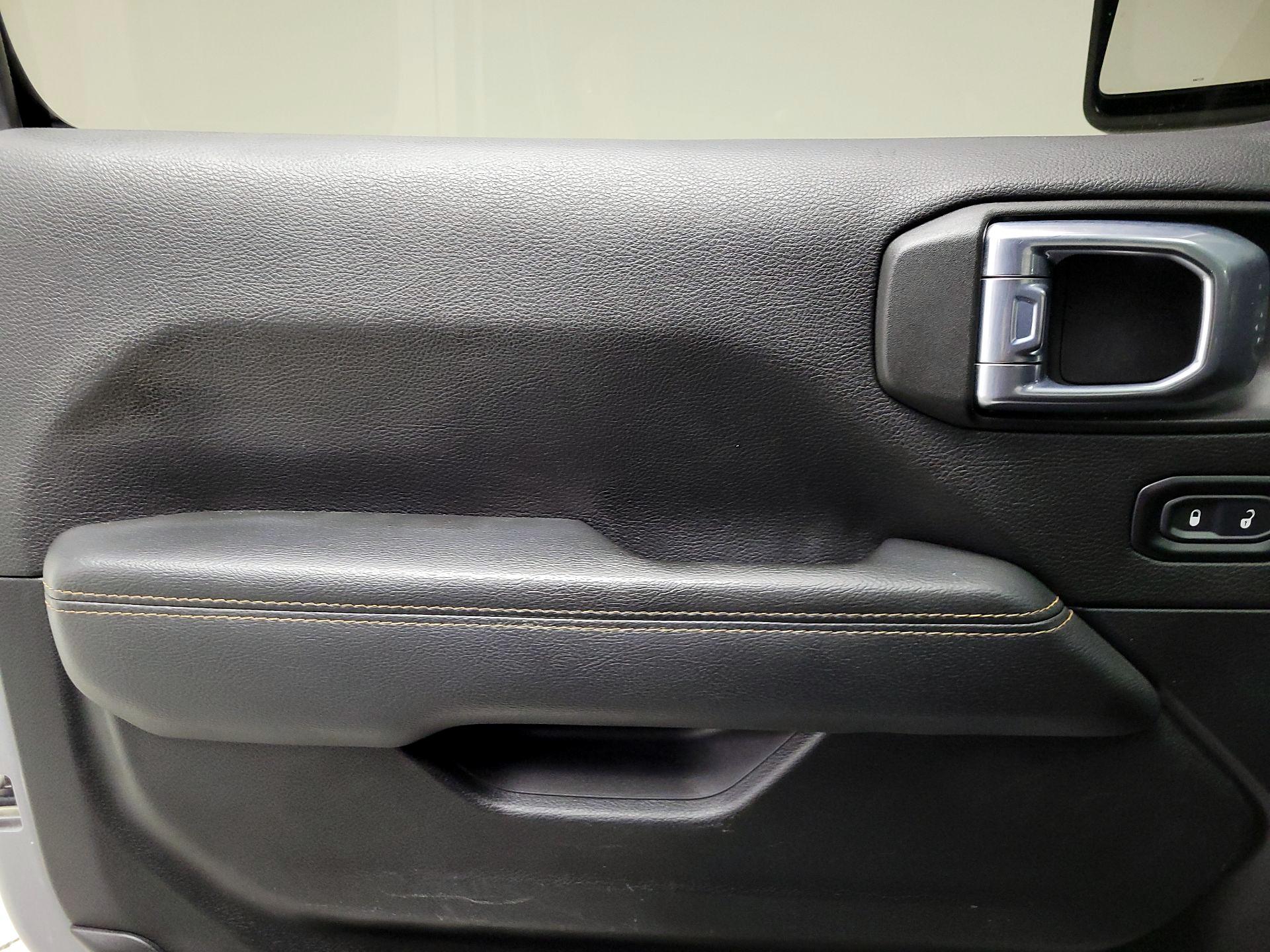 Thumbnail: 2021 Jeep Wrangler - 12