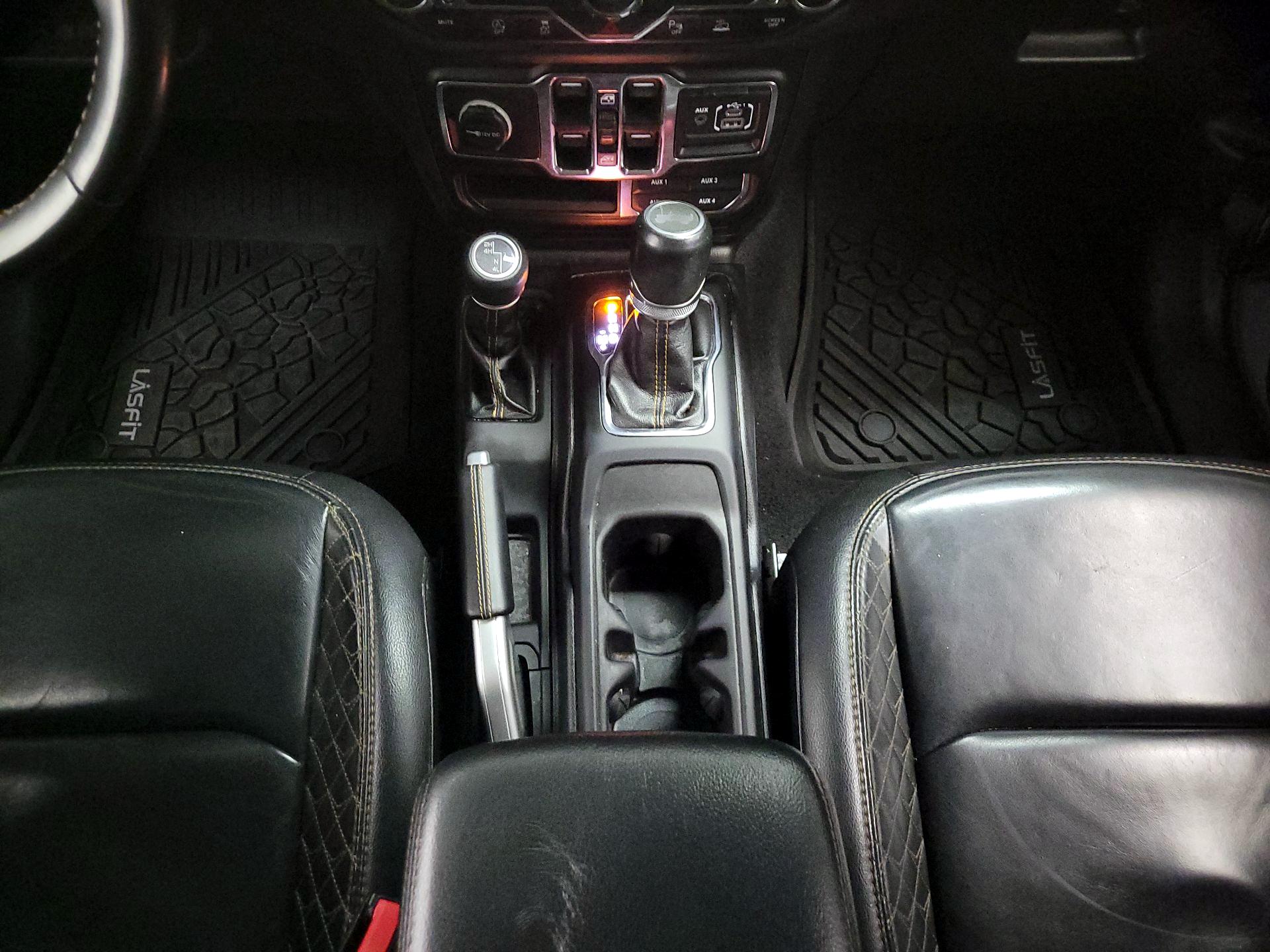 Thumbnail: 2021 Jeep Wrangler - 18