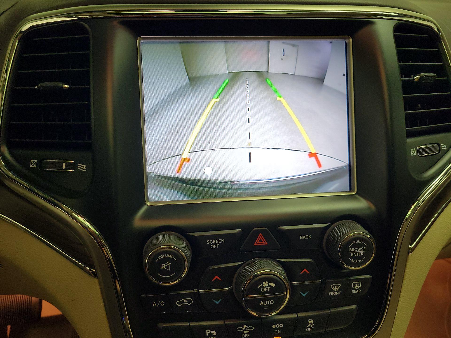 Thumbnail: 2014 Jeep Grand Cherokee - 14