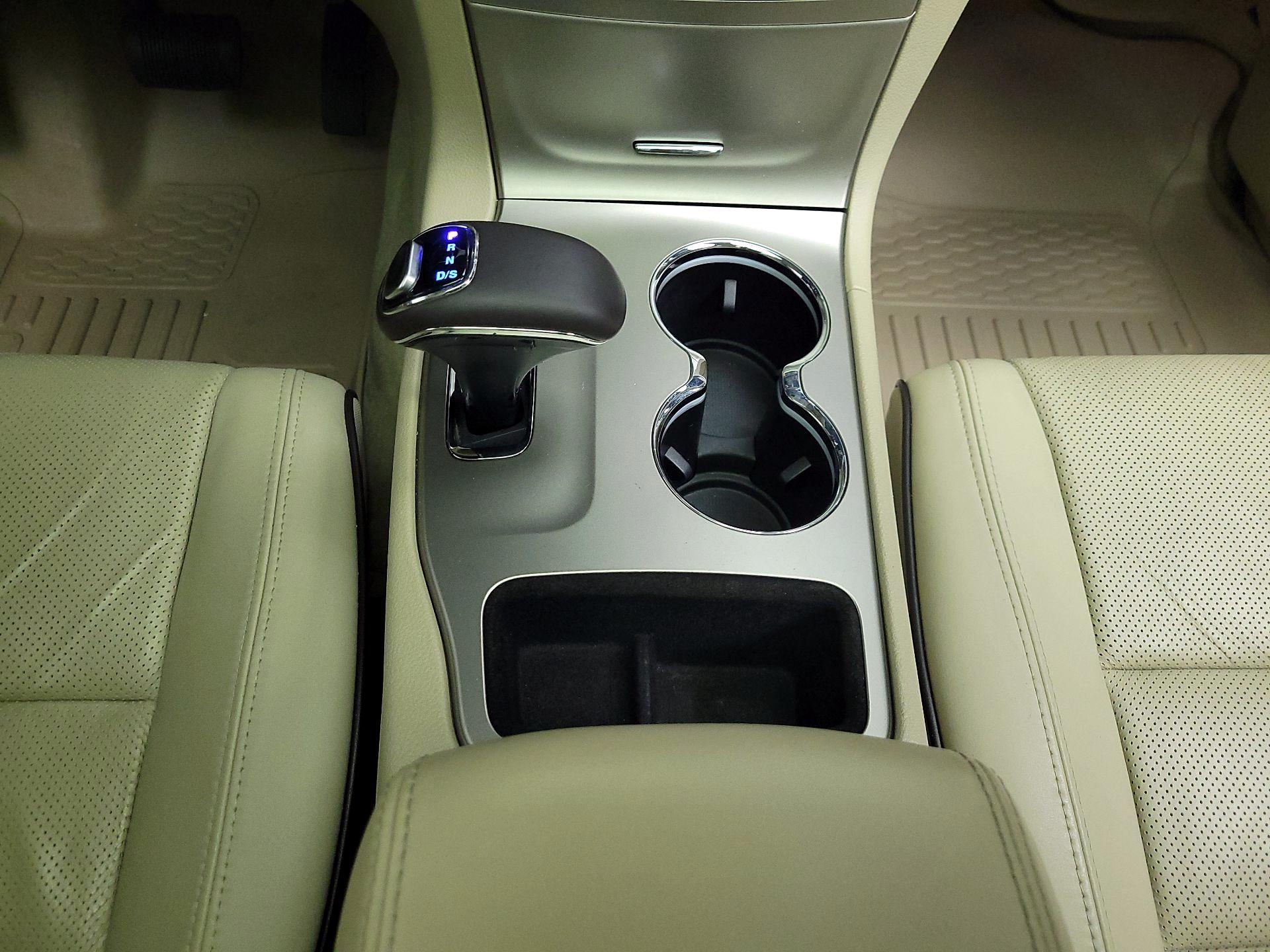 Thumbnail: 2014 Jeep Grand Cherokee - 17