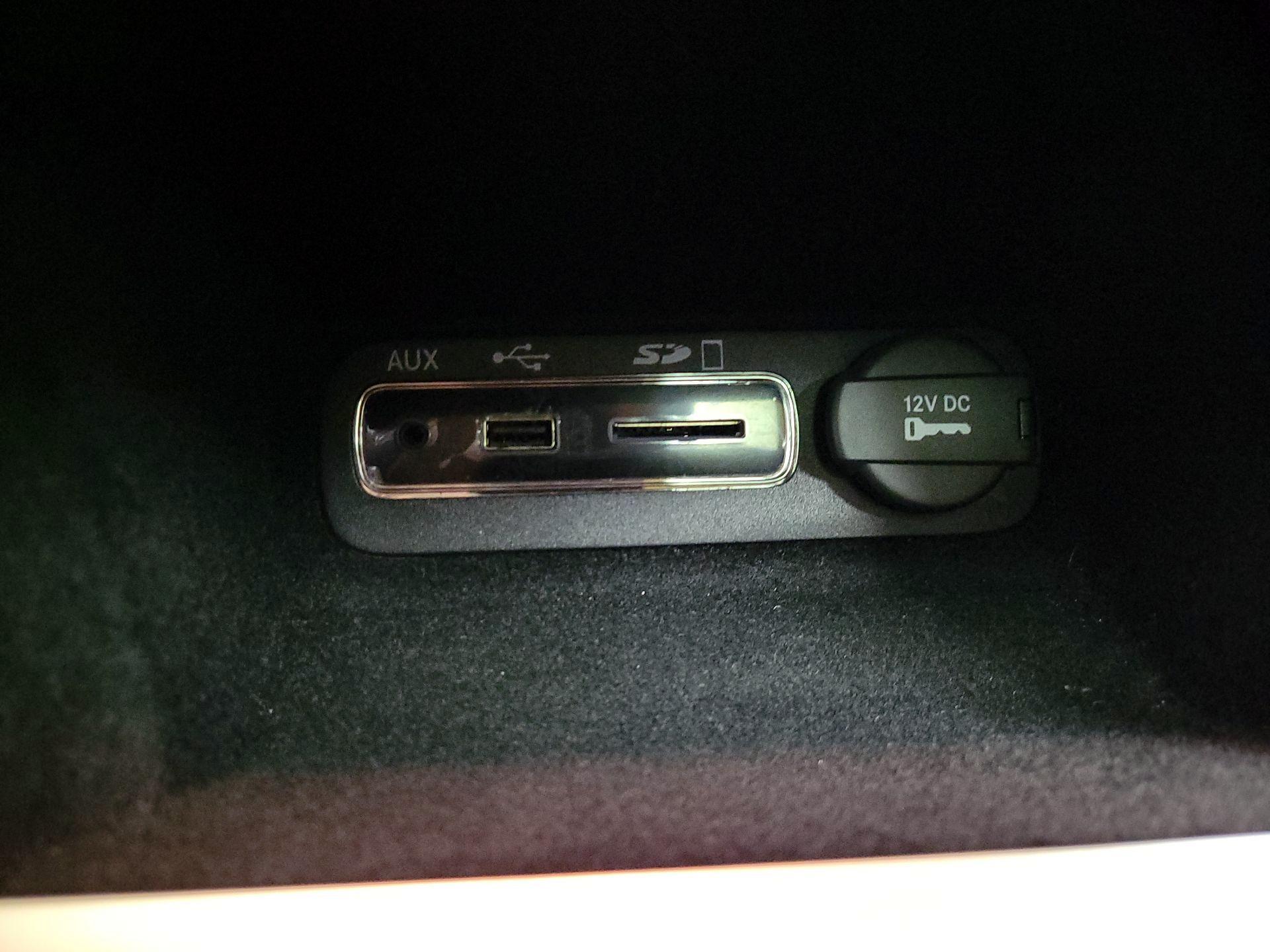 Thumbnail: 2014 Jeep Grand Cherokee - 18