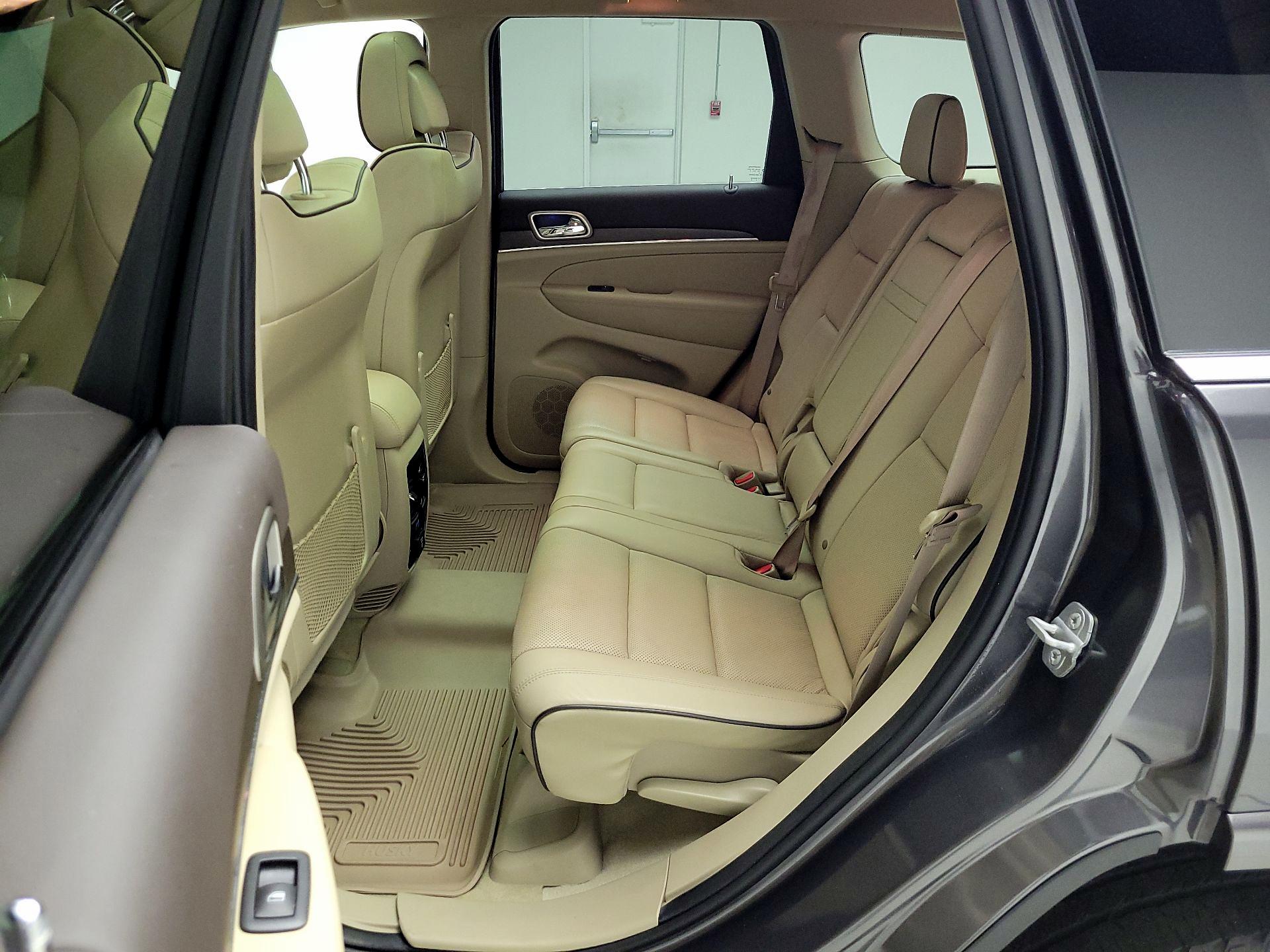 Thumbnail: 2014 Jeep Grand Cherokee - 20