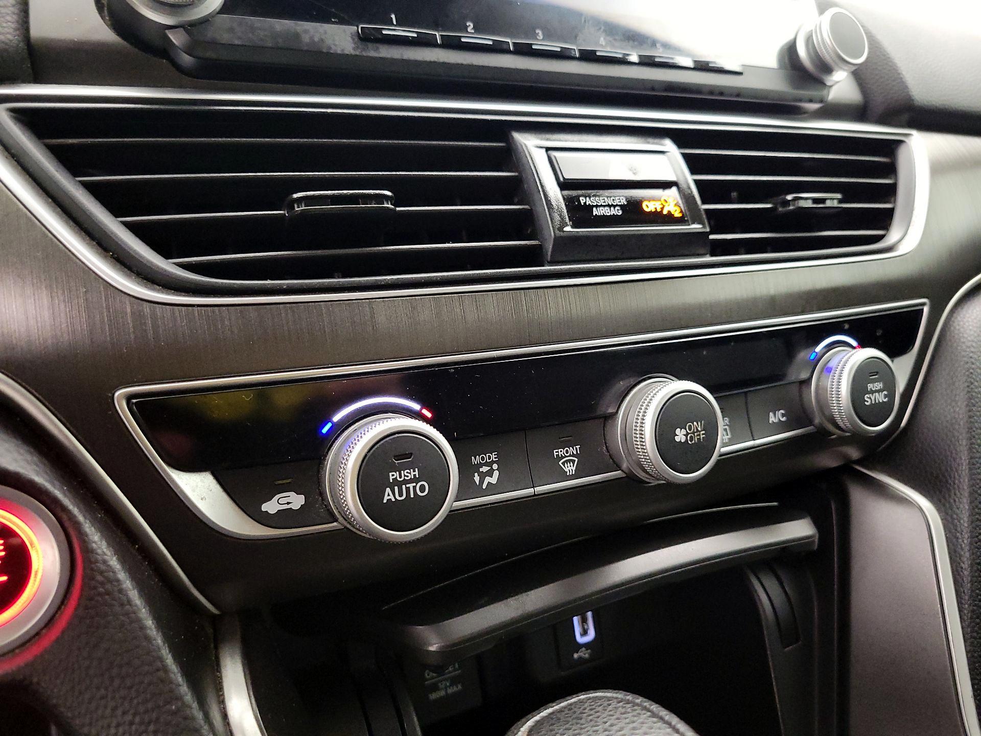 Thumbnail: 2019 Honda Accord - 14