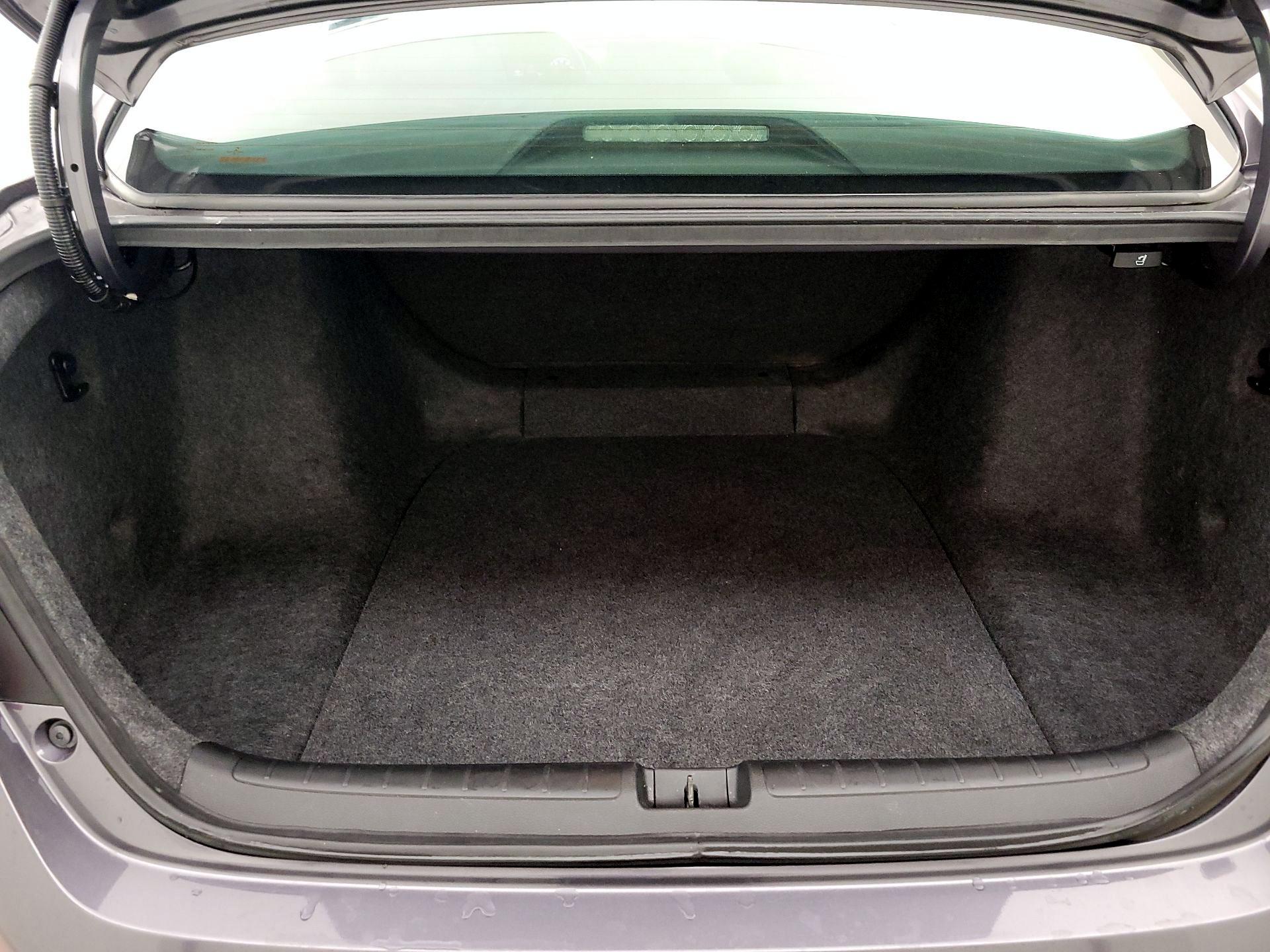 Thumbnail: 2019 Honda Accord - 17