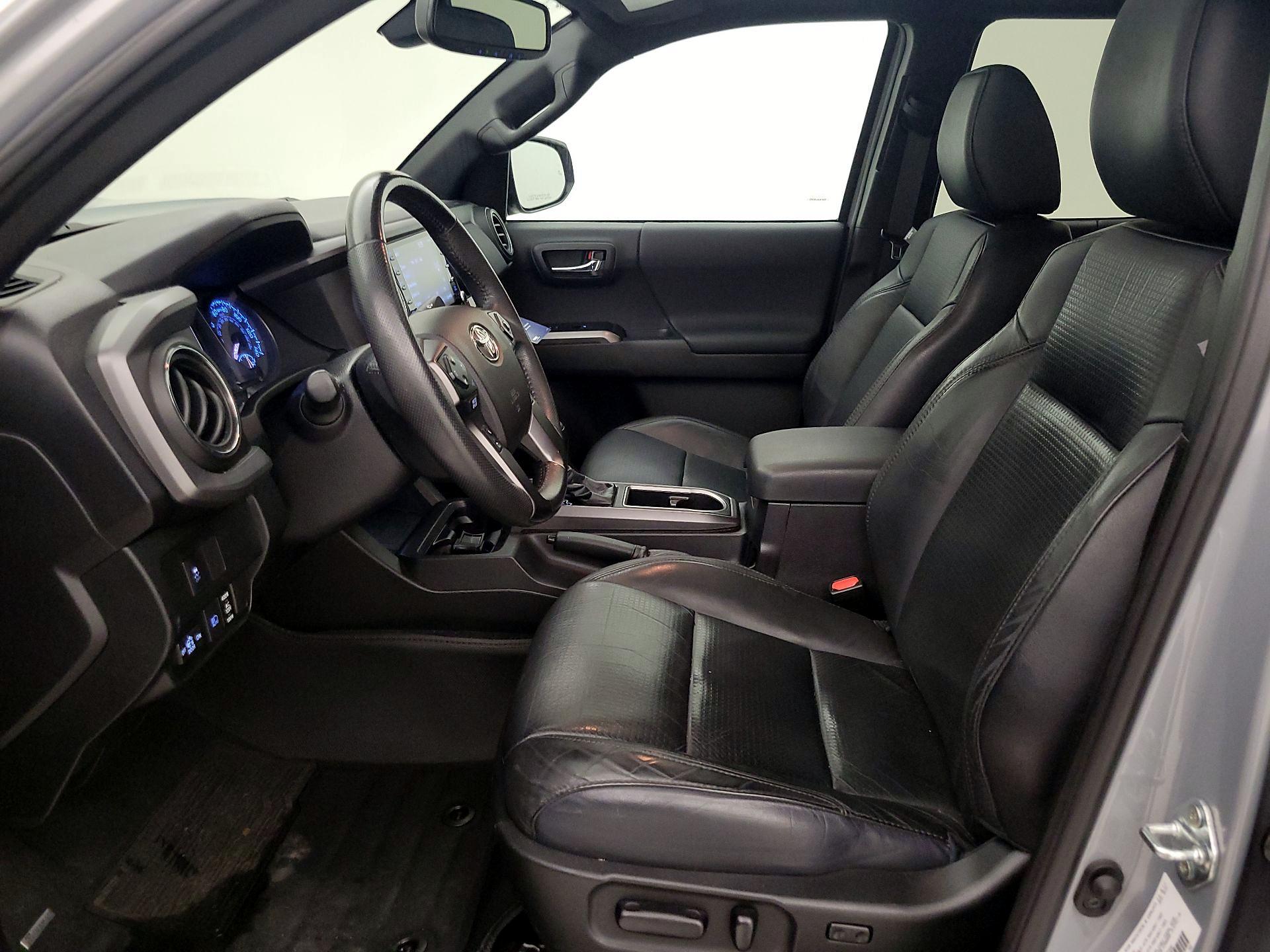 Thumbnail: 2021 Toyota Tacoma - 11