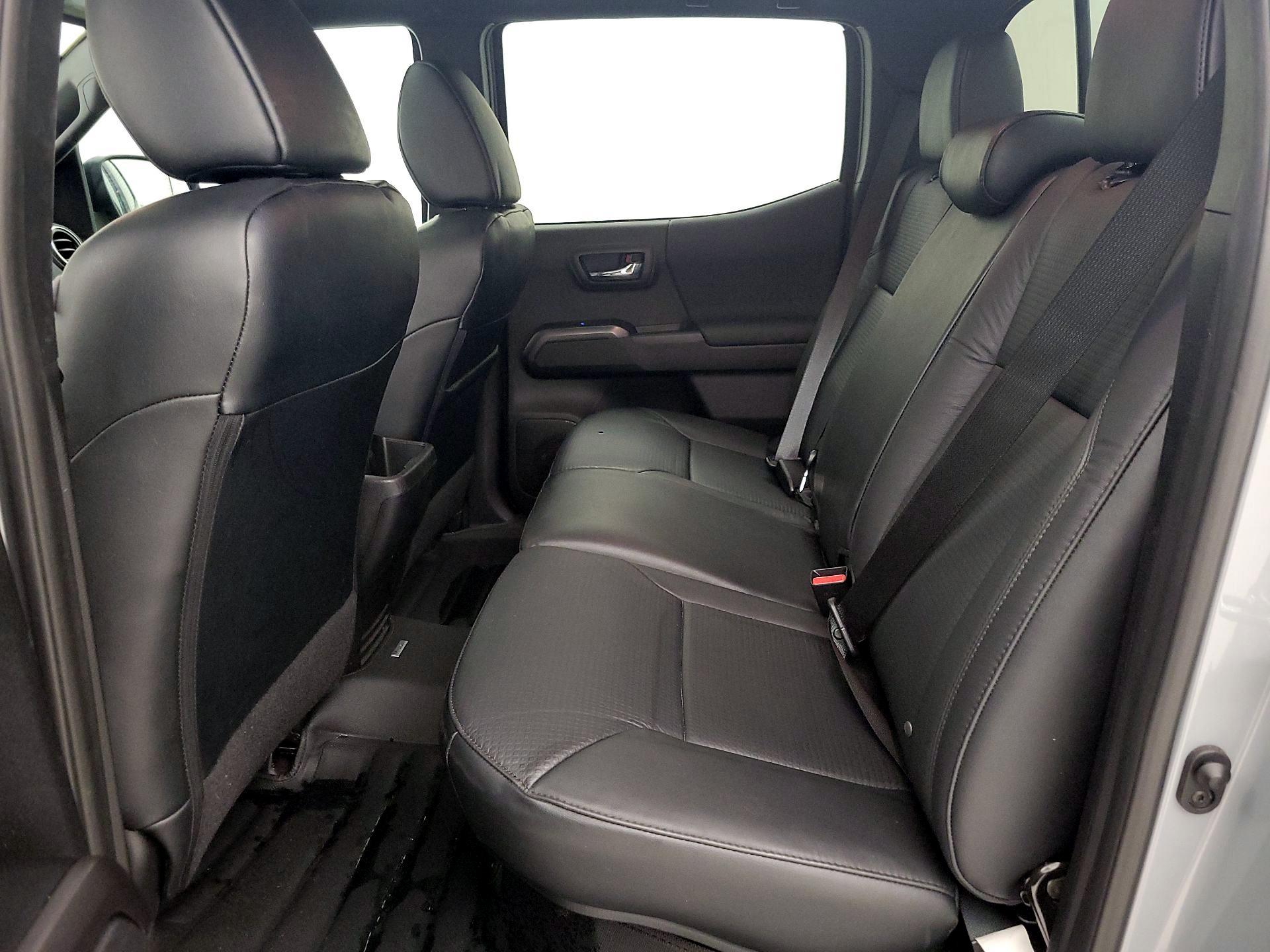 Thumbnail: 2021 Toyota Tacoma - 19