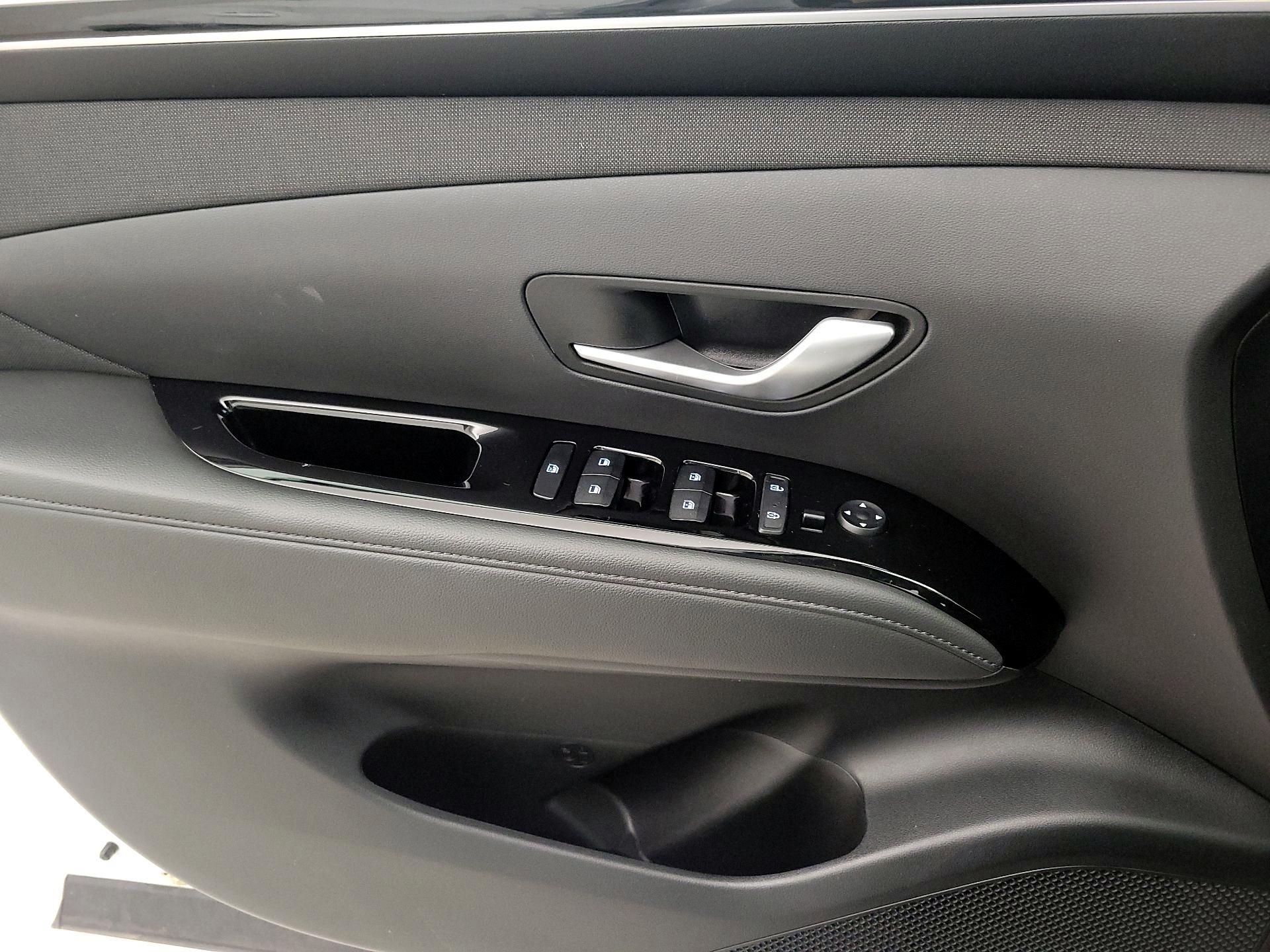 Thumbnail: 2022 Hyundai Tucson - 12