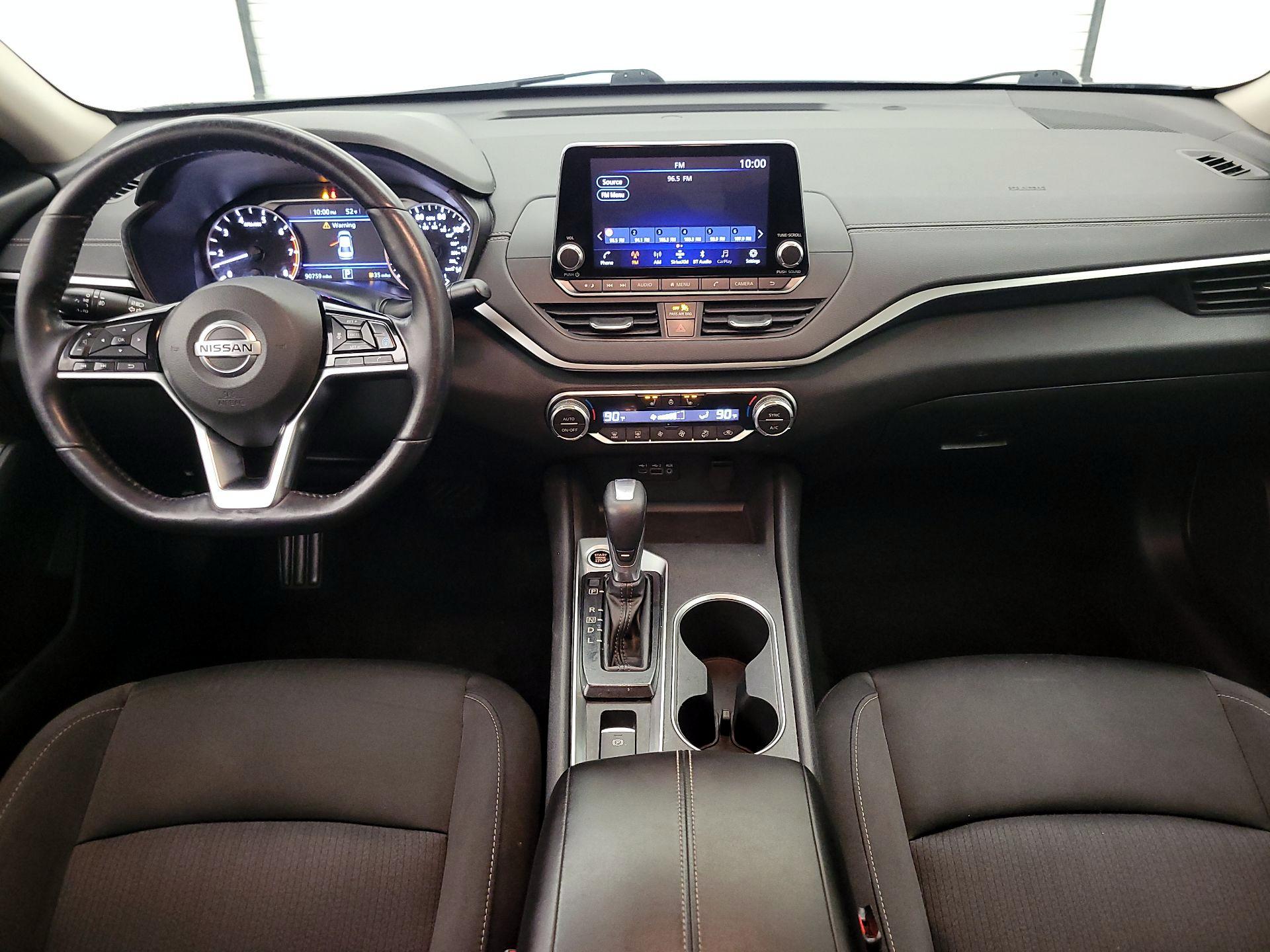 Thumbnail: 2019 Nissan Altima - 9