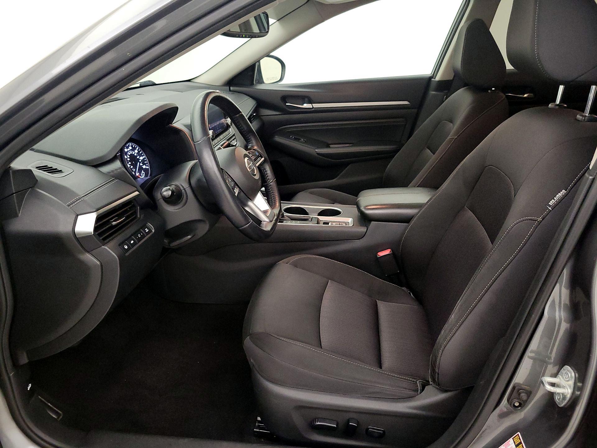 Thumbnail: 2019 Nissan Altima - 11