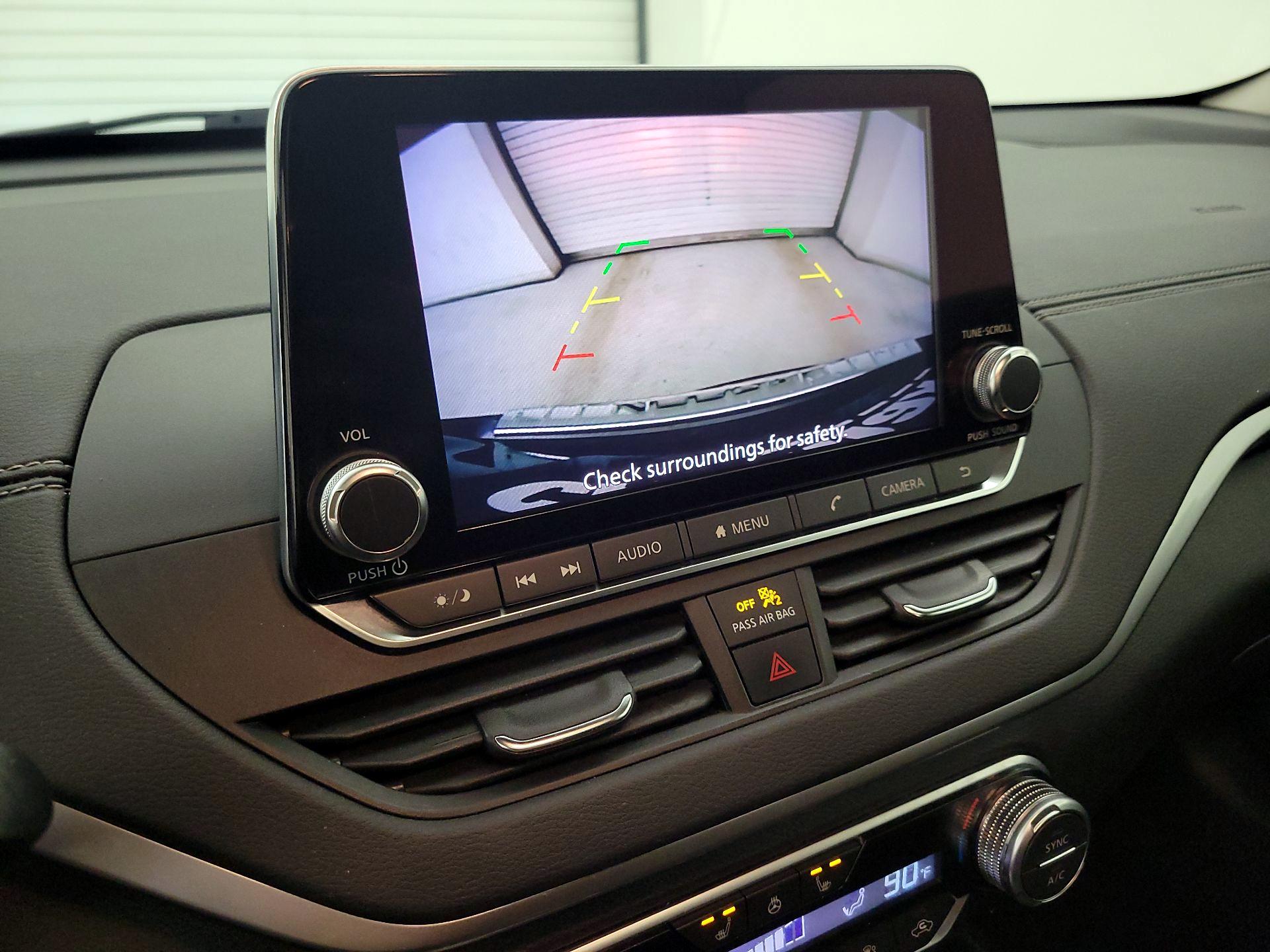 Thumbnail: 2019 Nissan Altima - 14