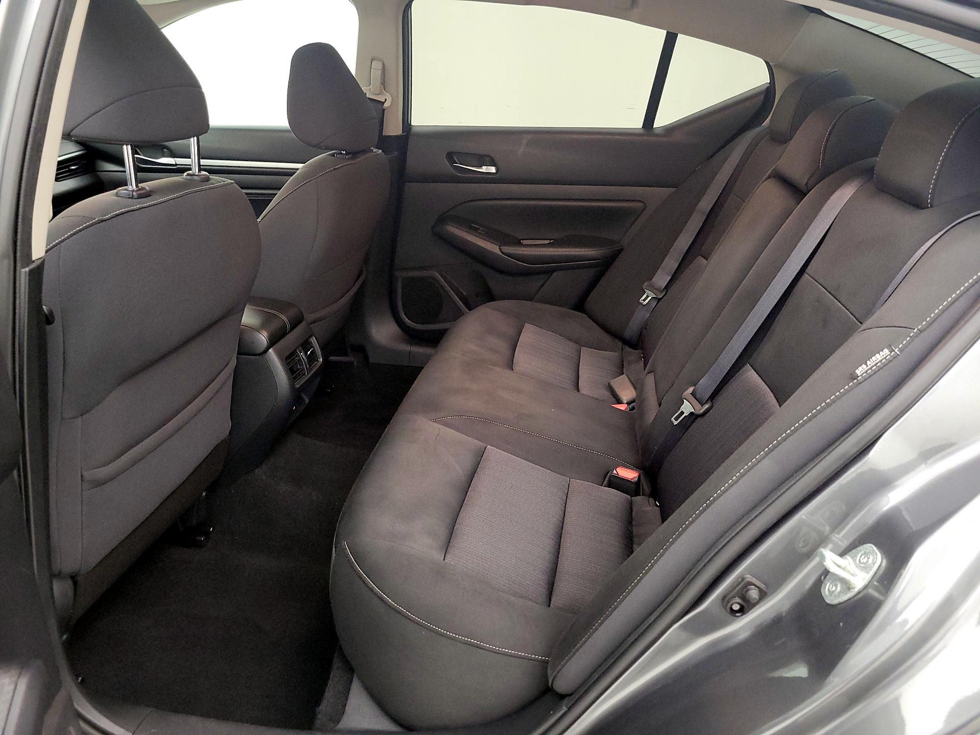 Thumbnail: 2019 Nissan Altima - 20