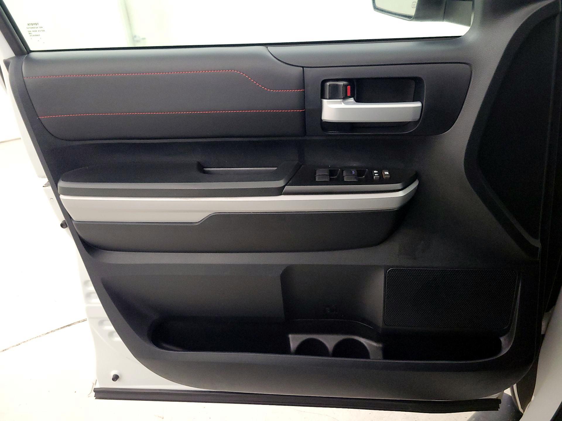 Thumbnail: 2019 Toyota Tundra - 12