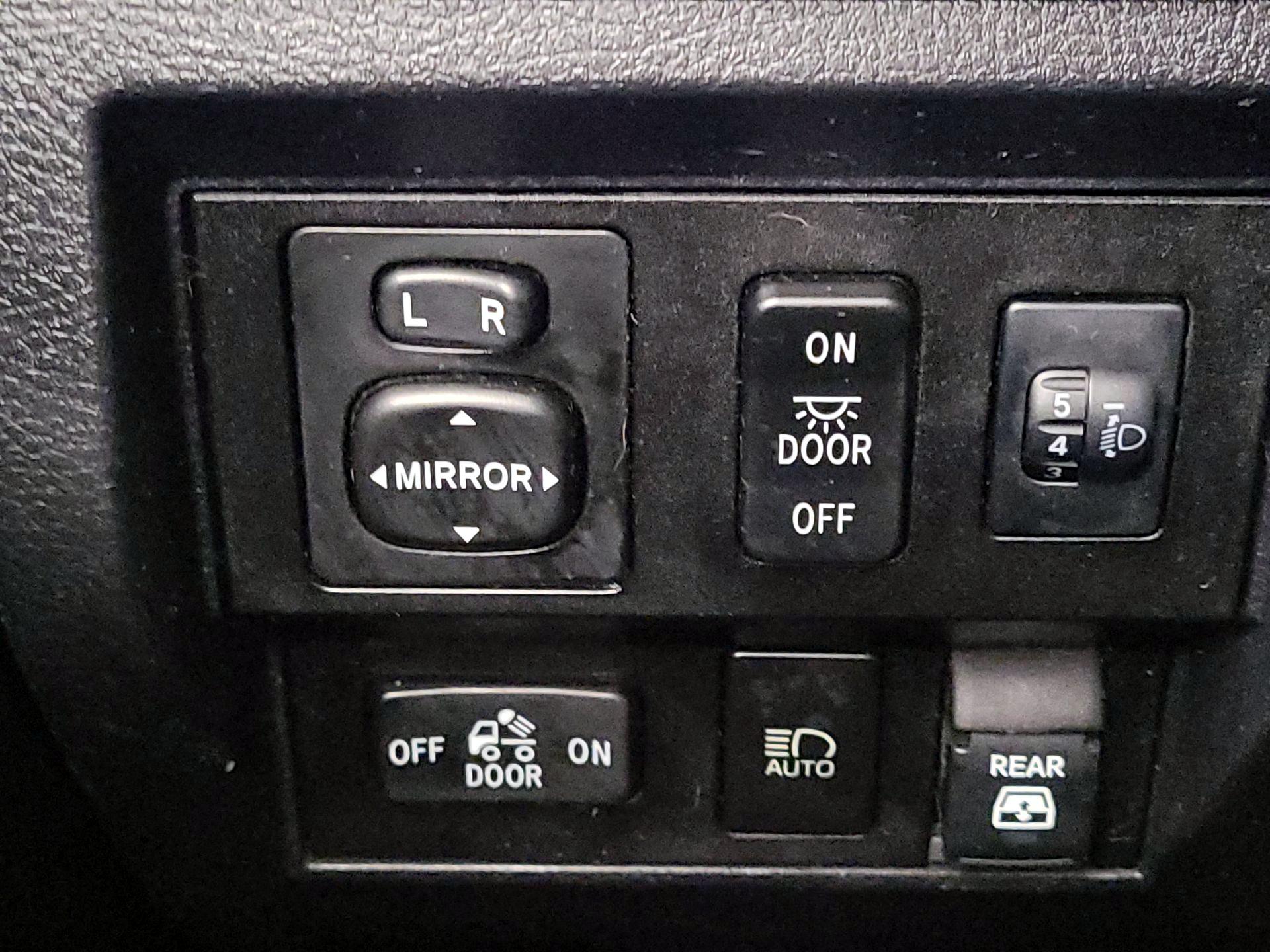 Thumbnail: 2019 Toyota Tundra - 13