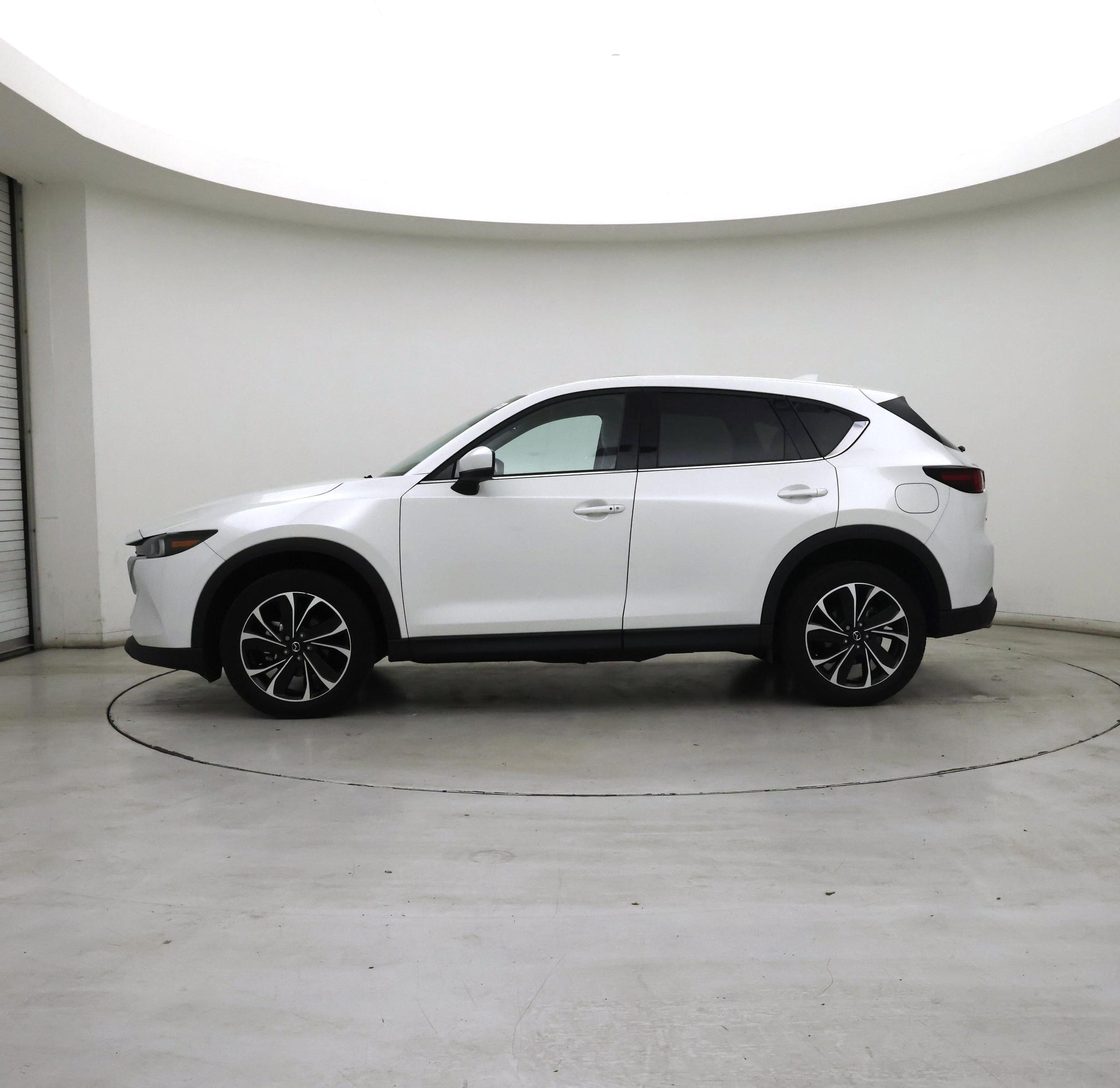 Thumbnail: 2023 Mazda CX-5 - 3