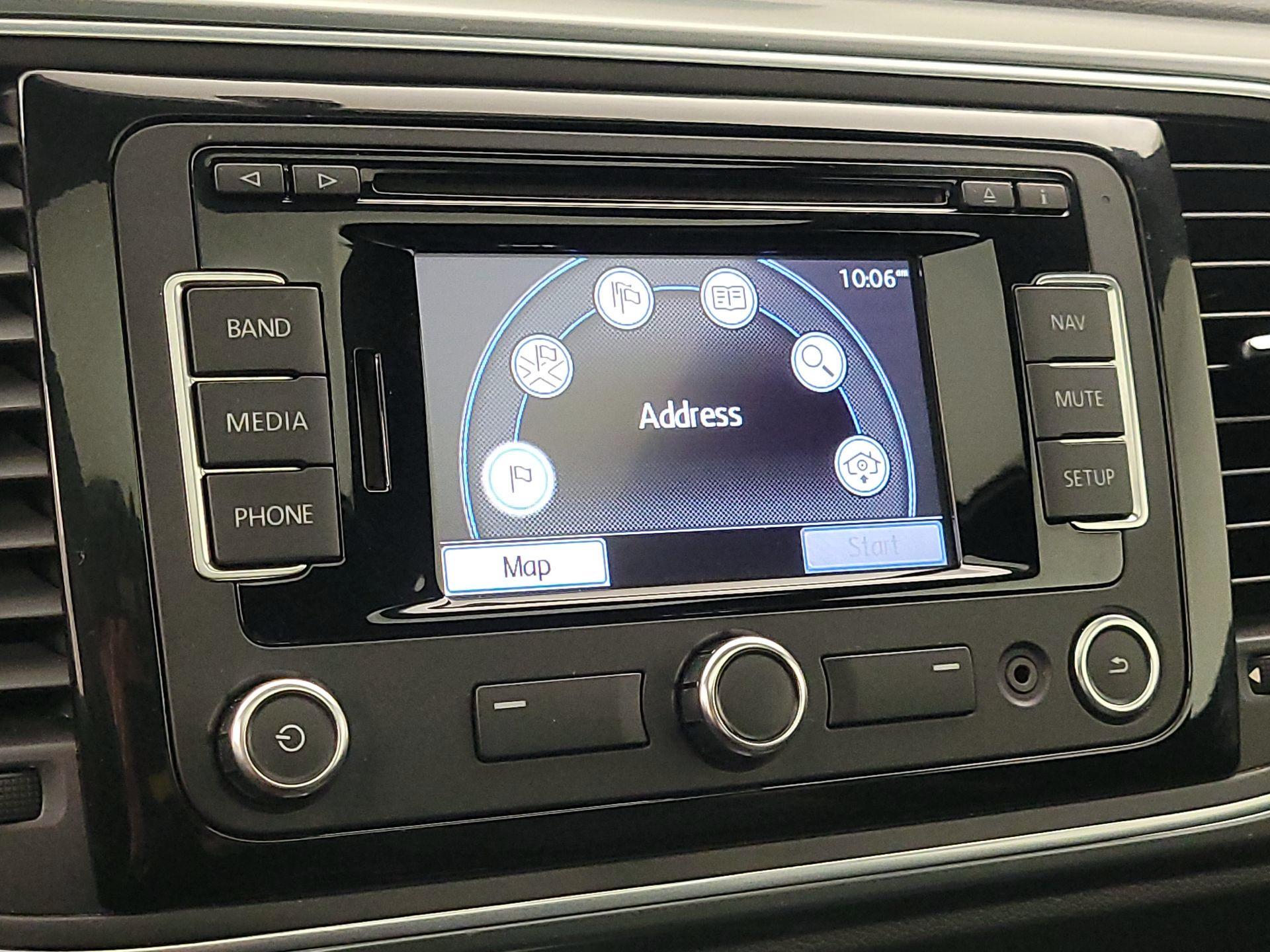 Thumbnail: 2014 Volkswagen Beetle - 14