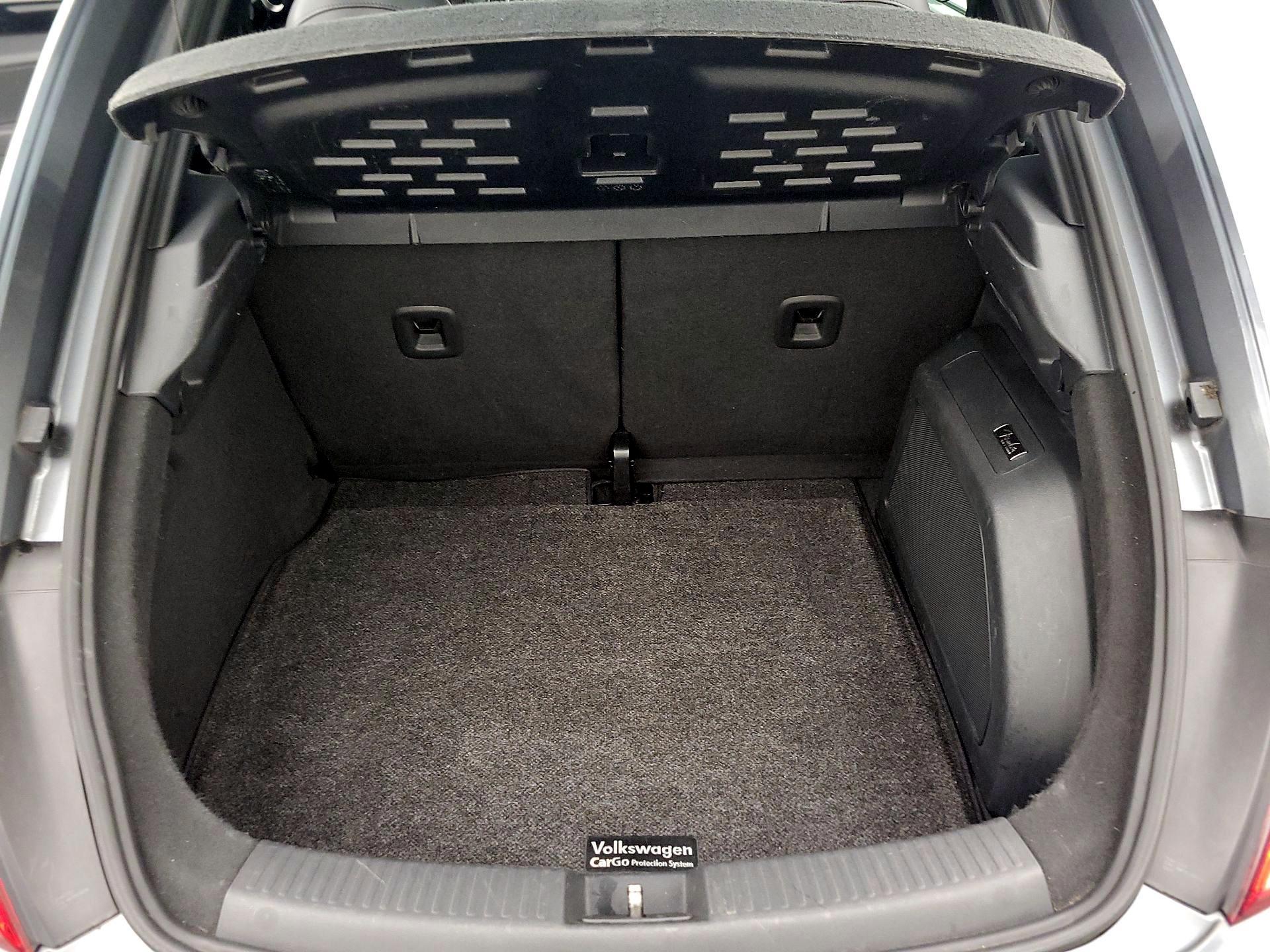 Thumbnail: 2014 Volkswagen Beetle - 20