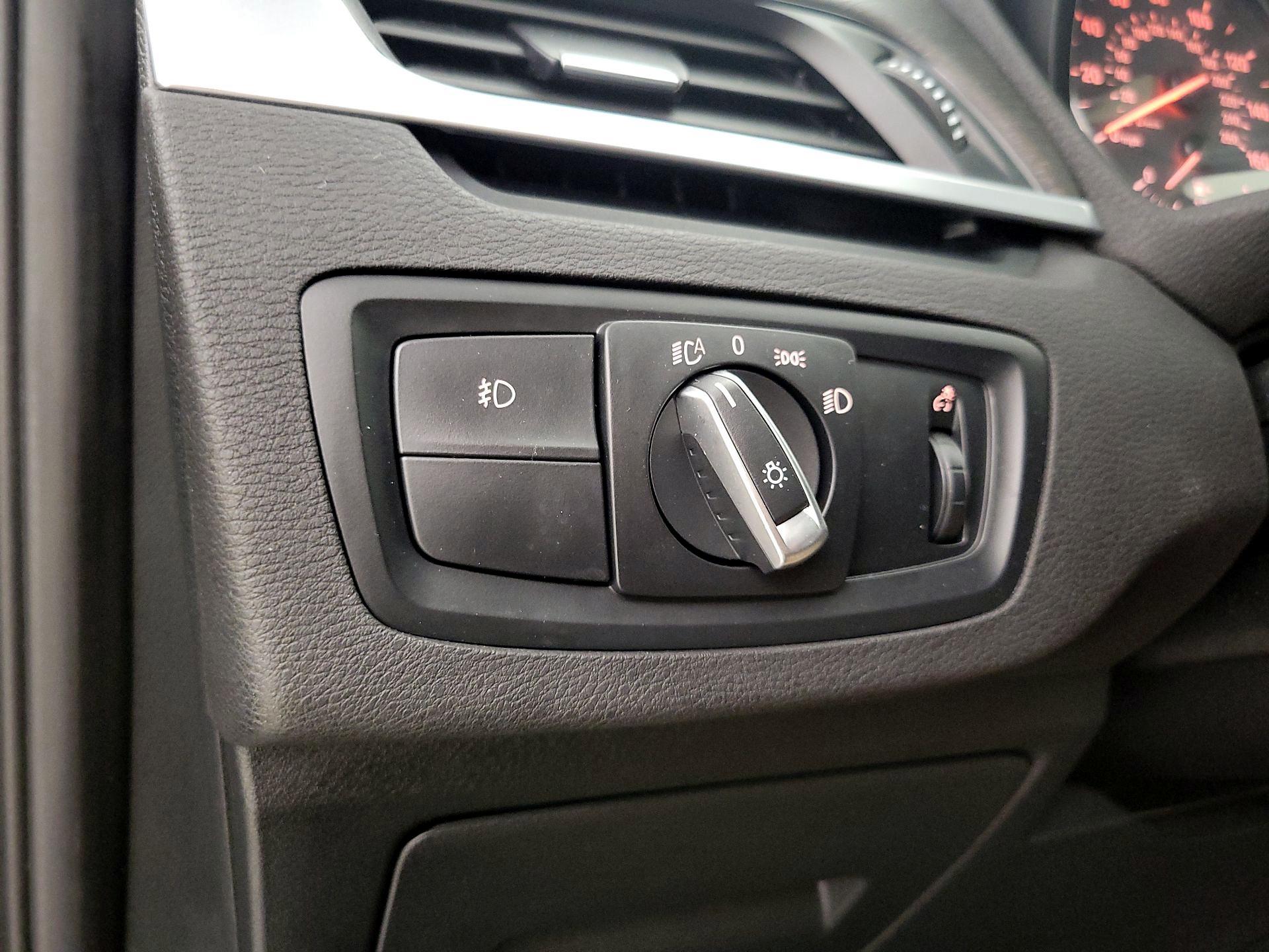 Thumbnail: 2017 BMW X1 - 13