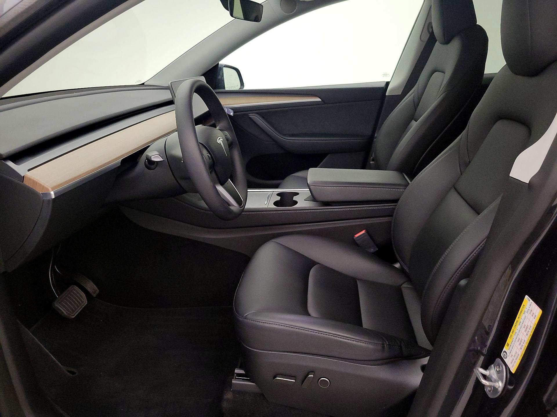 Thumbnail: 2024 Tesla Model Y - 11