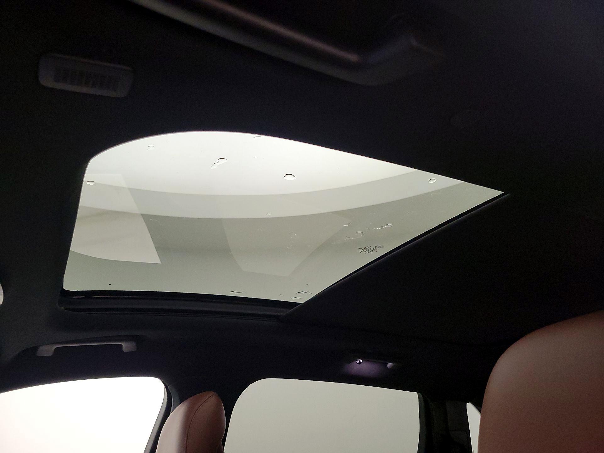 Thumbnail: 2019 Lincoln Nautilus - 20