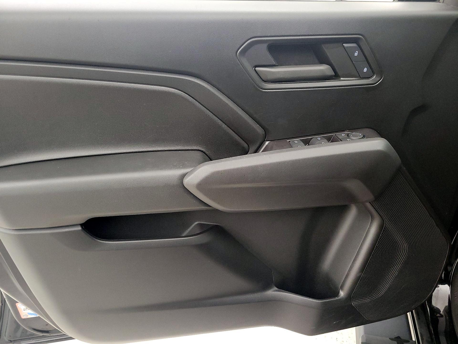 Thumbnail: 2024 Chevrolet Colorado - 12