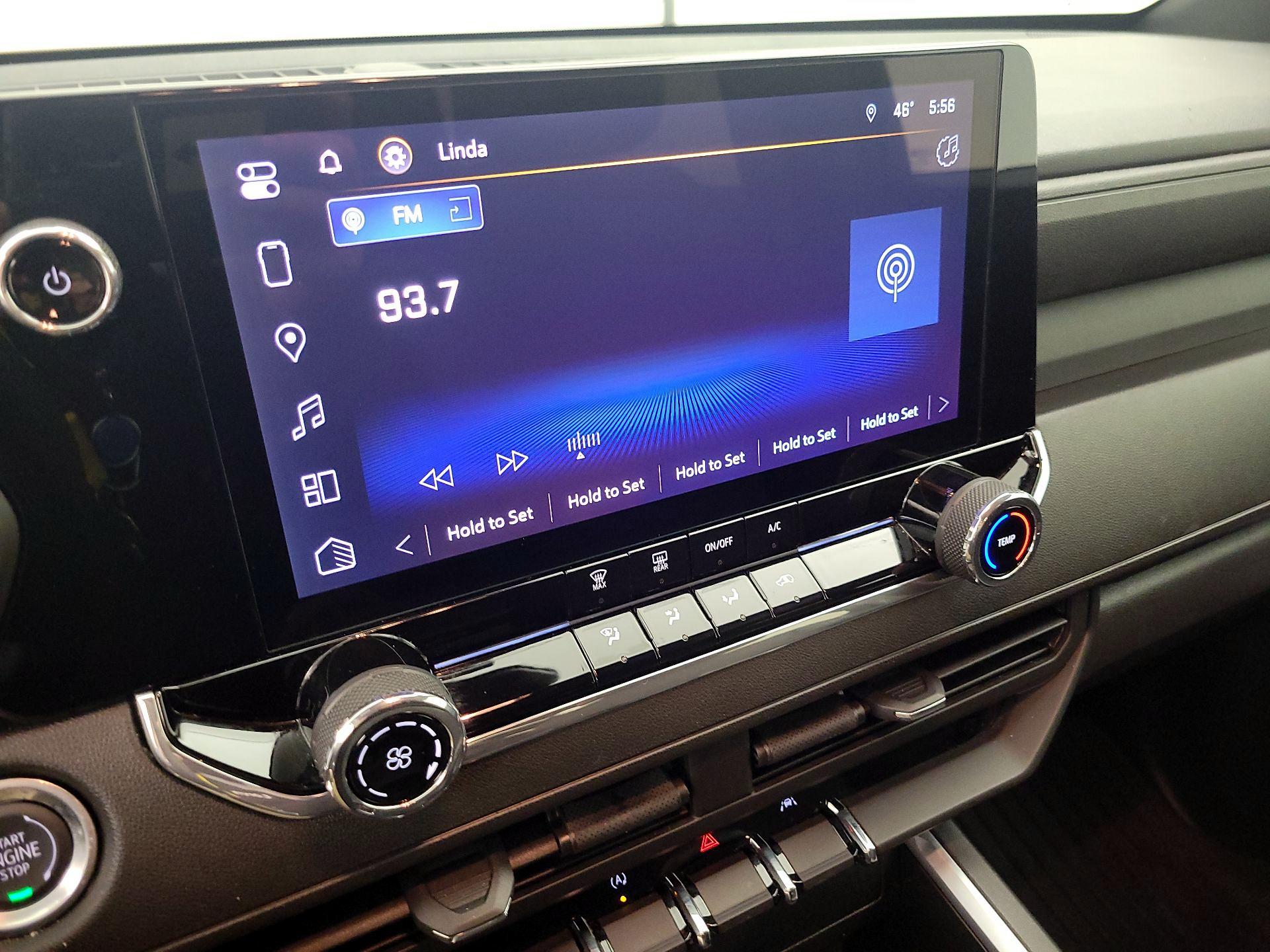 Thumbnail: 2024 Chevrolet Colorado - 15