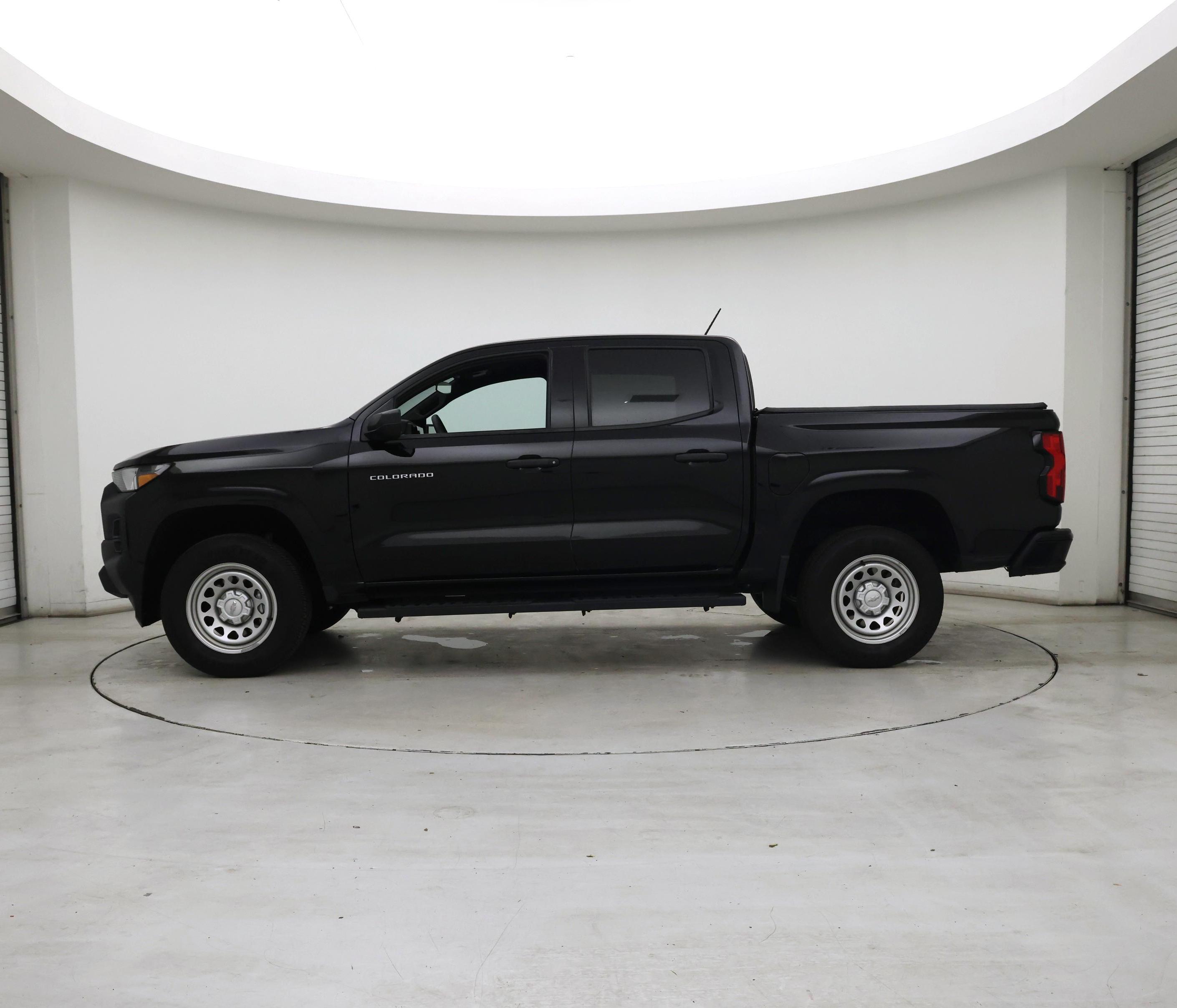 Thumbnail: 2024 Chevrolet Colorado - 3