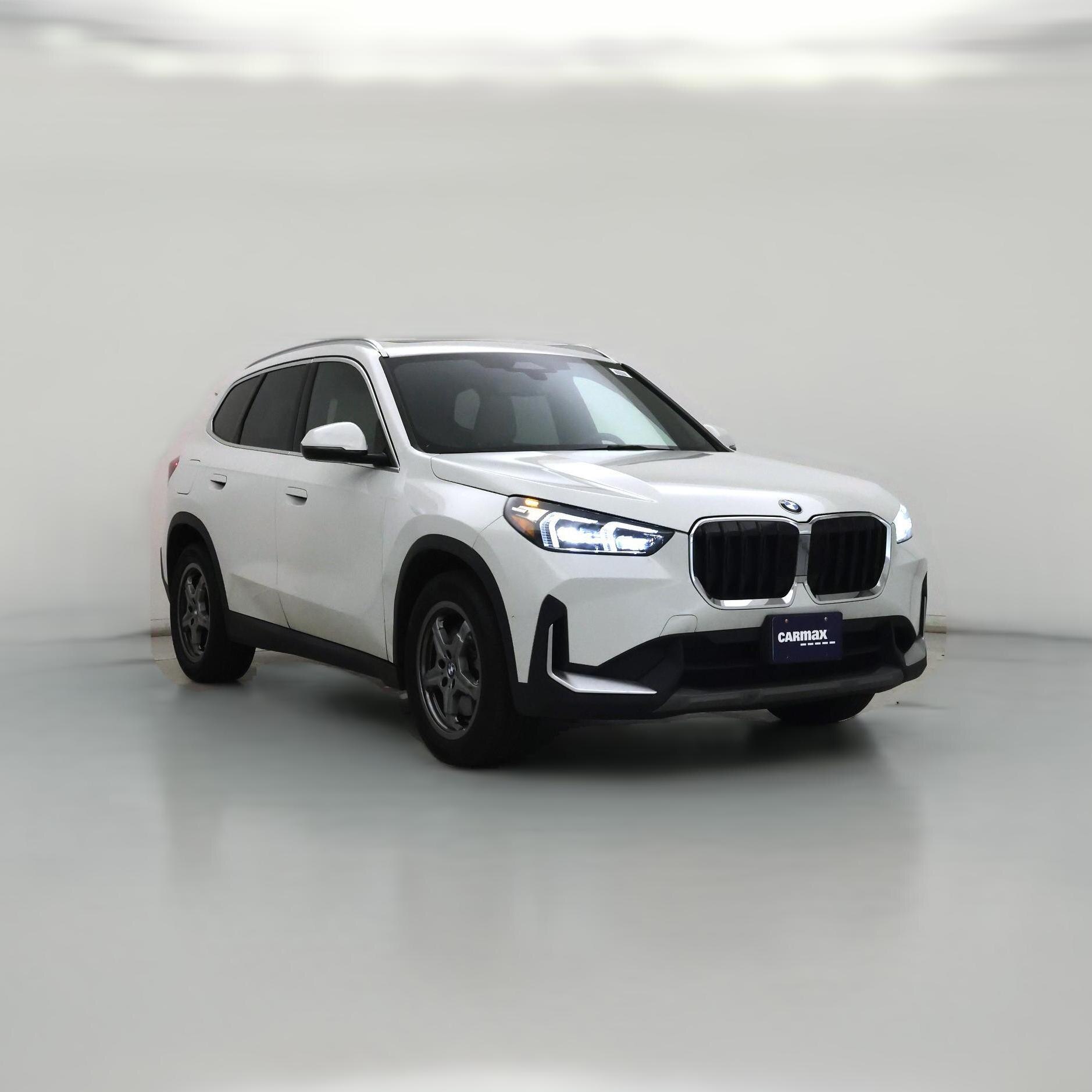 Thumbnail: 2023 BMW X1 - 1